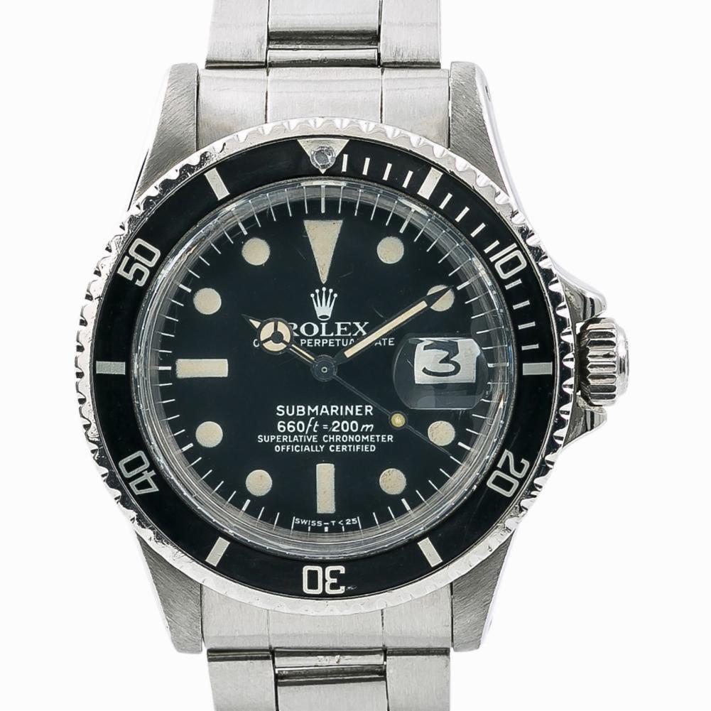 Rolex Submariner 1680, Silver Dial, Certified and Warranty In Good Condition For Sale In Miami, FL