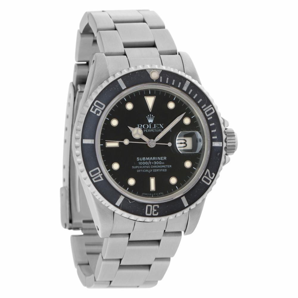 Rolex Submariner 16800 Stainless Steel Auto Watch In Excellent Condition For Sale In Miami, FL