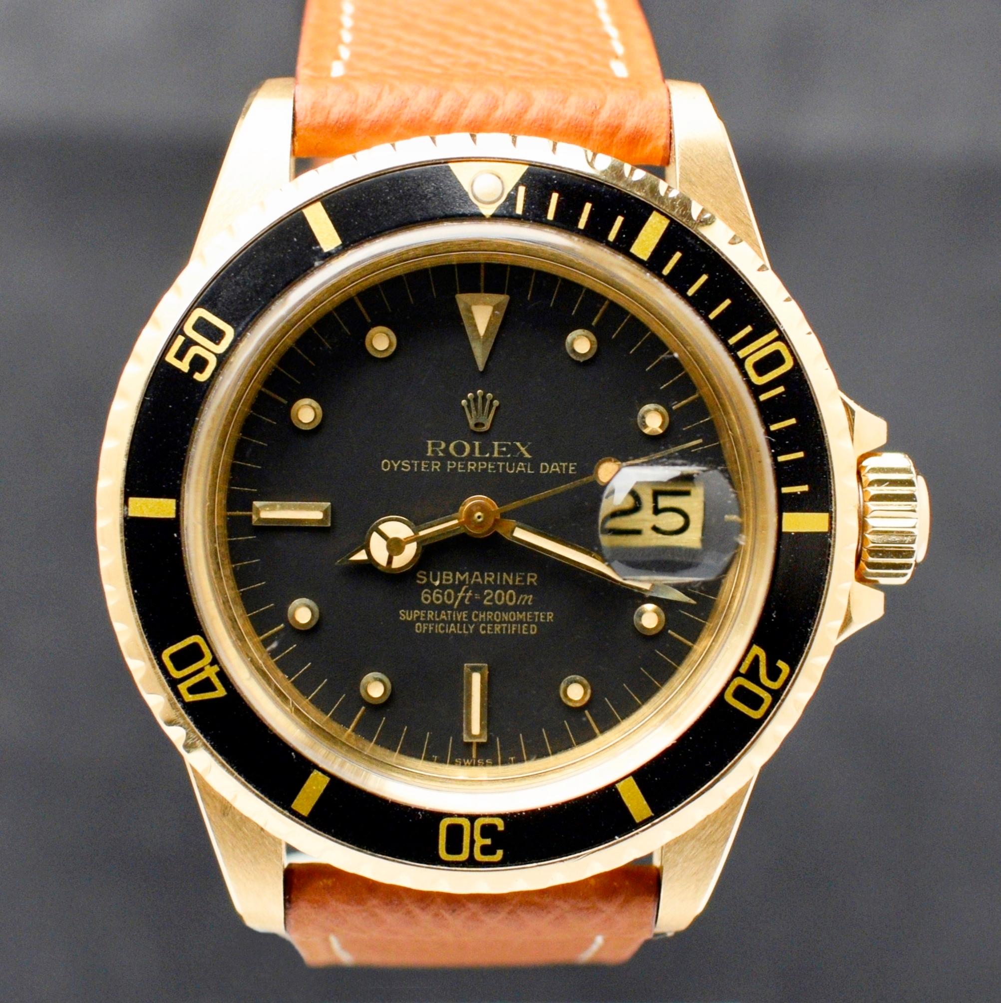 Rolex Montre Submariner automatique 1680 en or jaune 18 carats avec cadran noir et nipple, 1978 Bon état à Central & Western District, HK