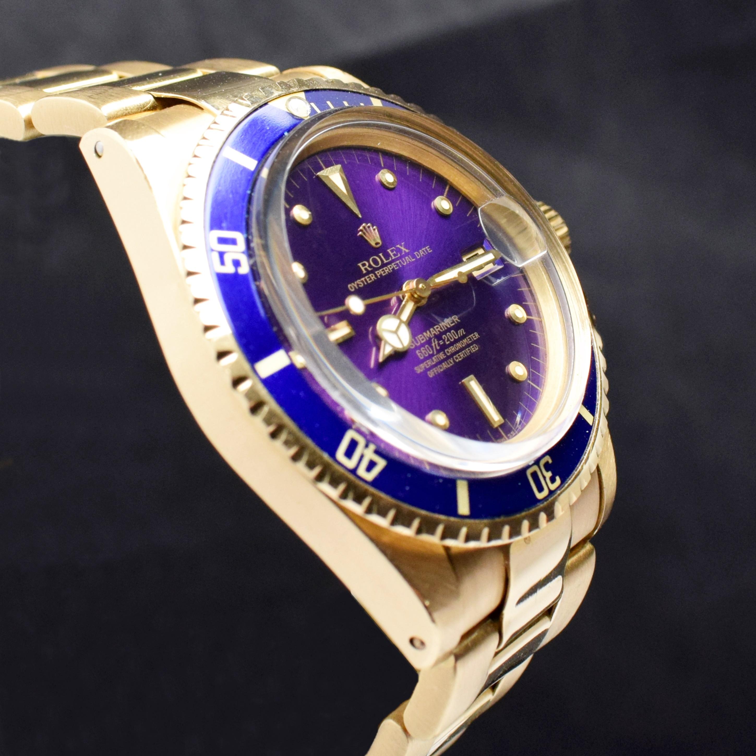 Rolex Submariner, montre automatique 1680 en or jaune 18 carats avec cadran bleu et violet, 1970 Bon état à Central & Western District, HK