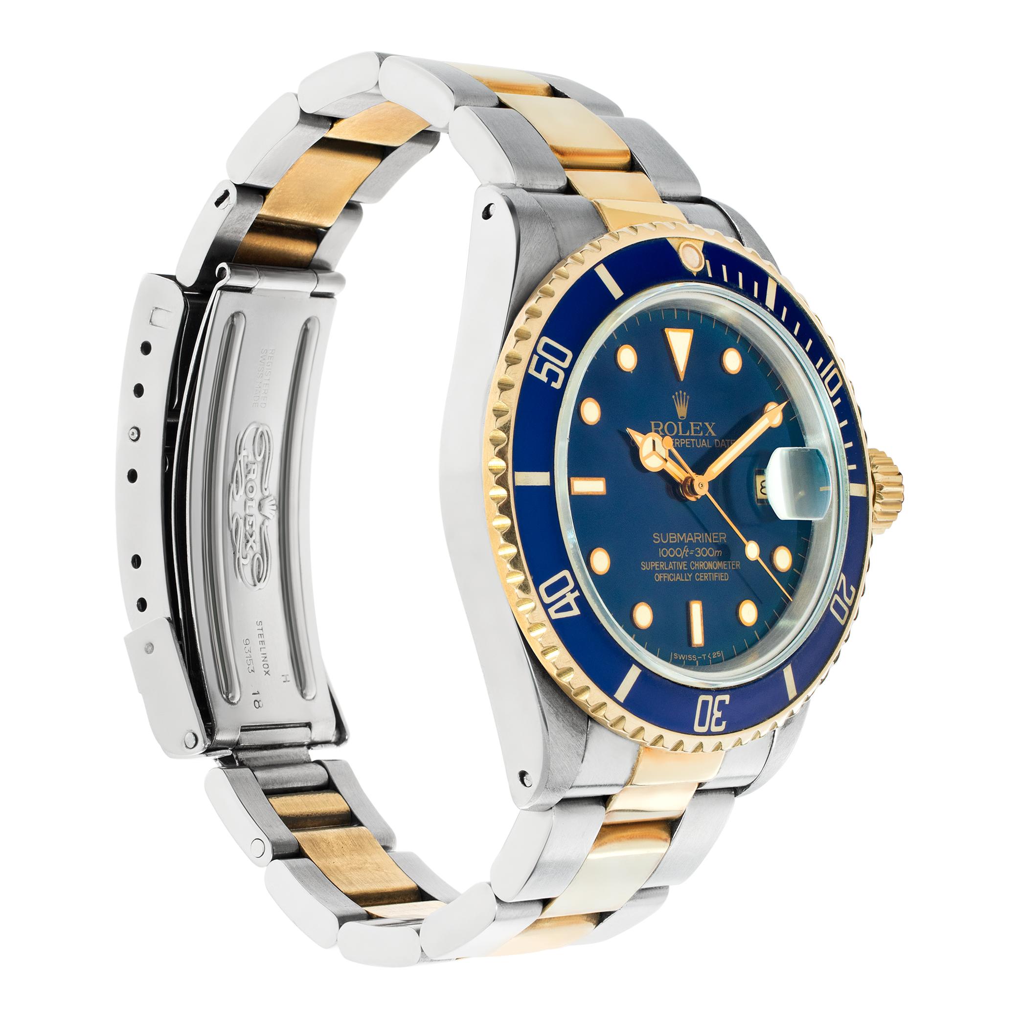 Rolex Submariner 18k yellow gold stainless steel Automatic Wristwatch Ref 16803 In Excellent Condition For Sale In Surfside, FL