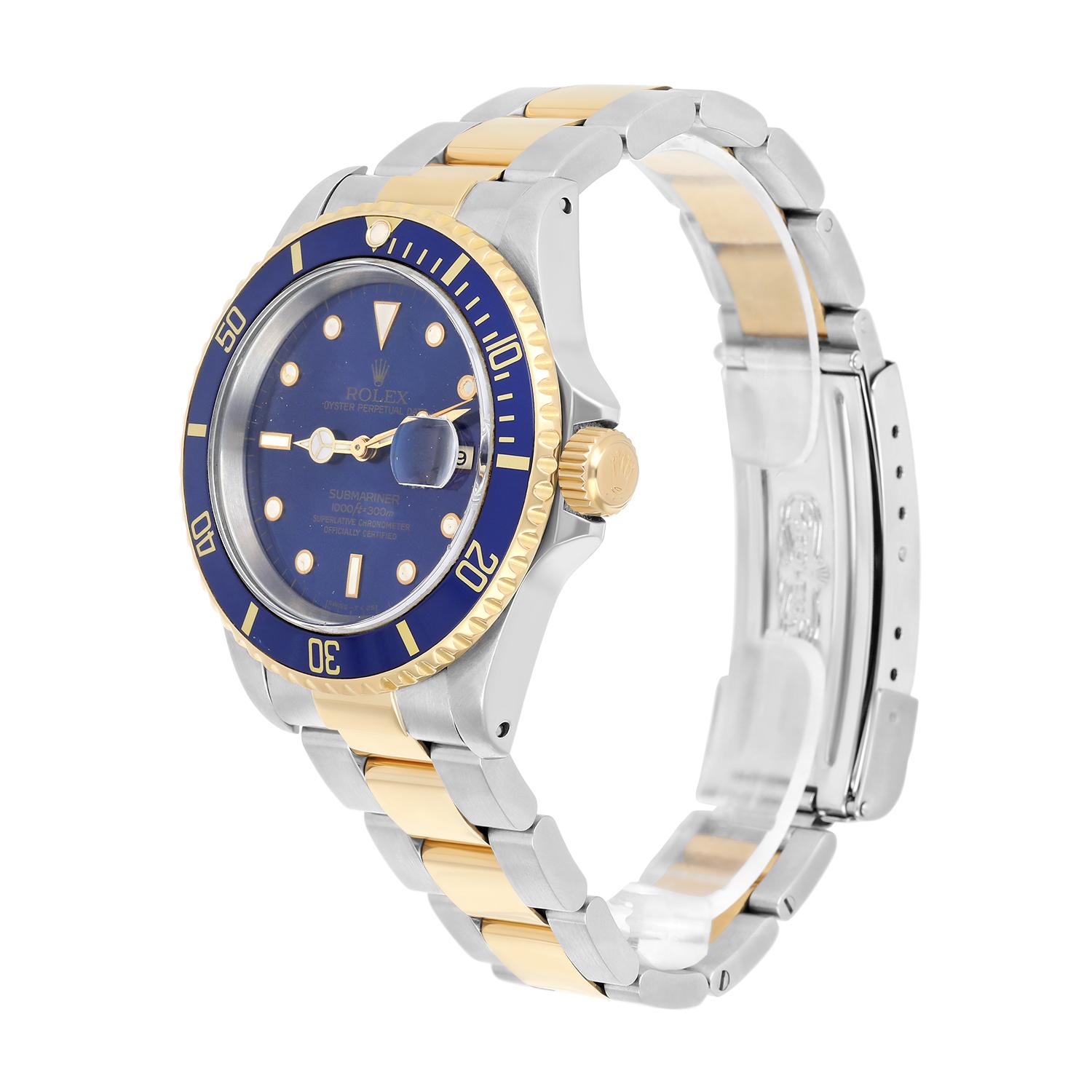 Rolex Submariner 18k Yellow Gold/Steel Blue Dial Mens Watch 16613 Circa 1990 In Excellent Condition In New York, NY