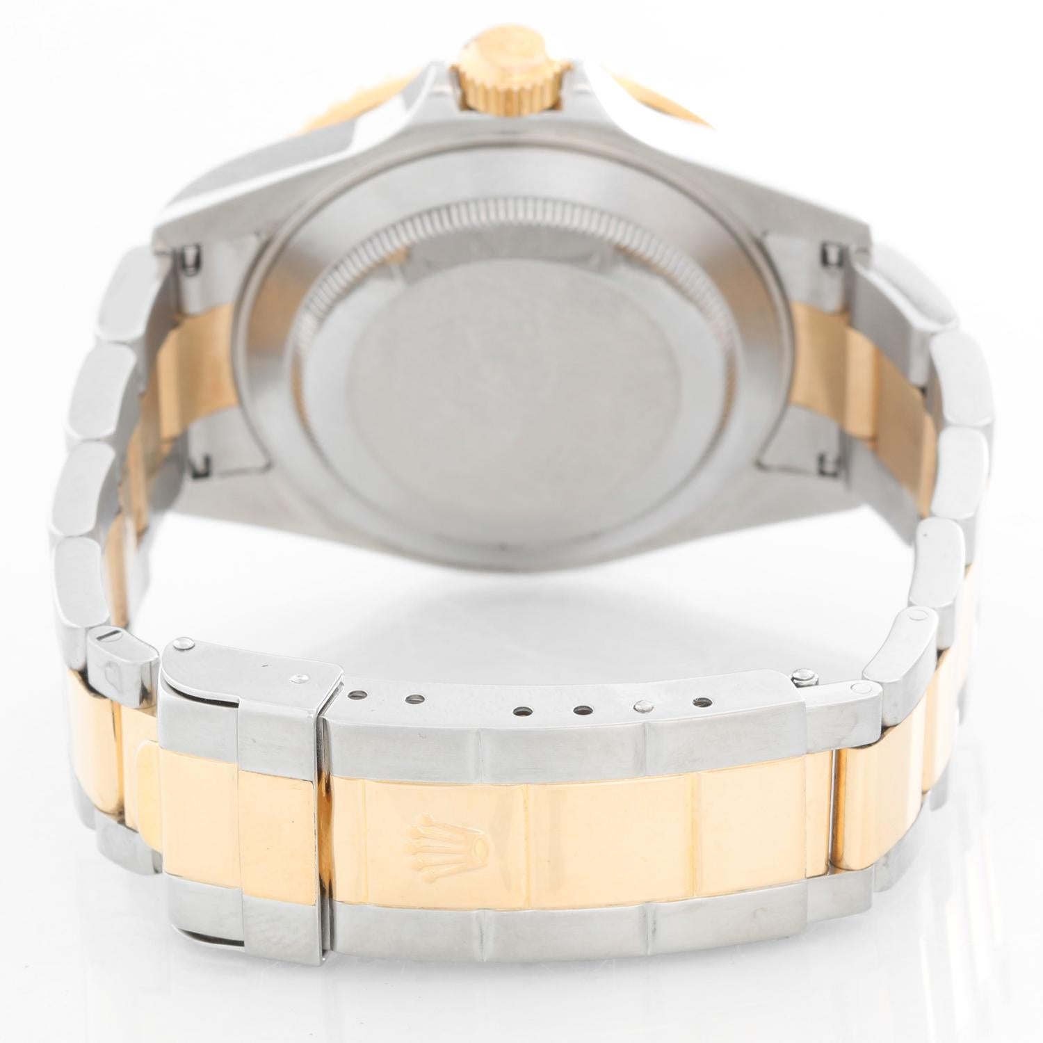 Rolex Submariner 2-Tone Steel and Gold Men's Watch 16613 In Excellent Condition In Dallas, TX