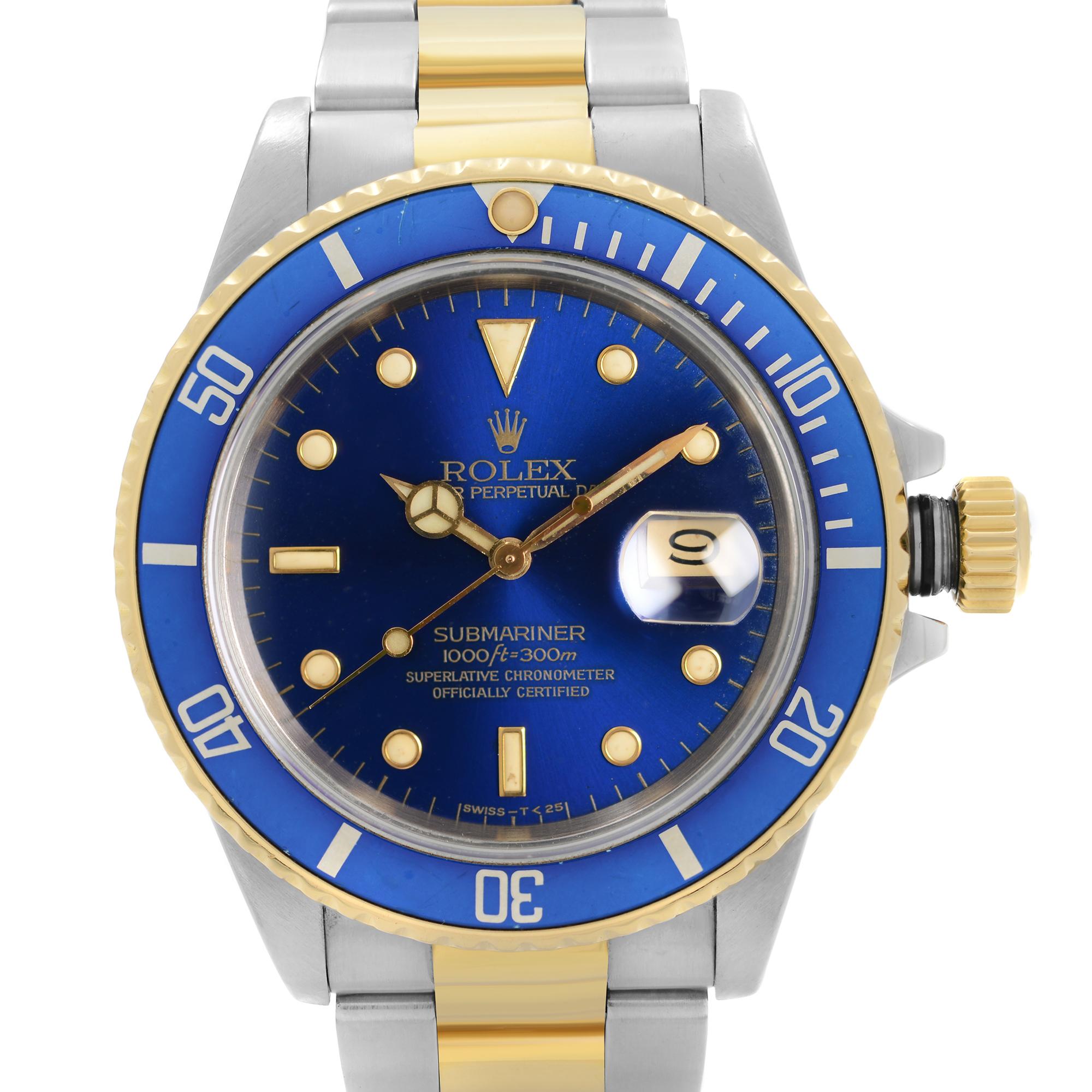 Cette Rolex Submariner 16803 d'occasion est une belle pièce d'horlogerie masculine animée par un mouvement automatique qui est logé dans un boîtier en acier inoxydable. Elle est dotée d'un cadran bleu/violet de transition de collection, d'un cadran