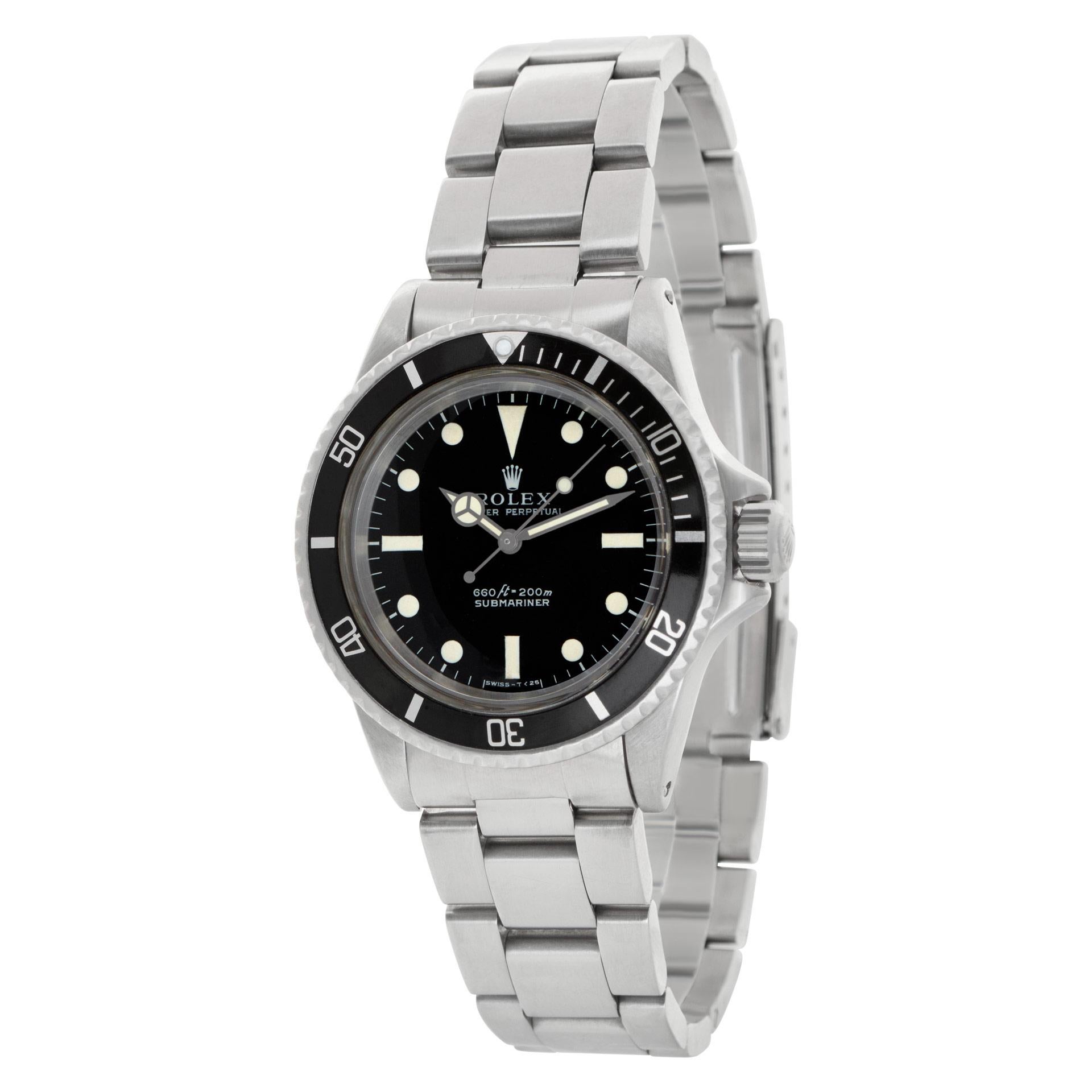 This stunning Rolex Submariner, model number 5513, hails from the 1970s with a serial range of 2.8 million. A true collector¿s piece, it features its original hands and dial, preserving its authenticity and vintage charm. The genuine Rolex insert