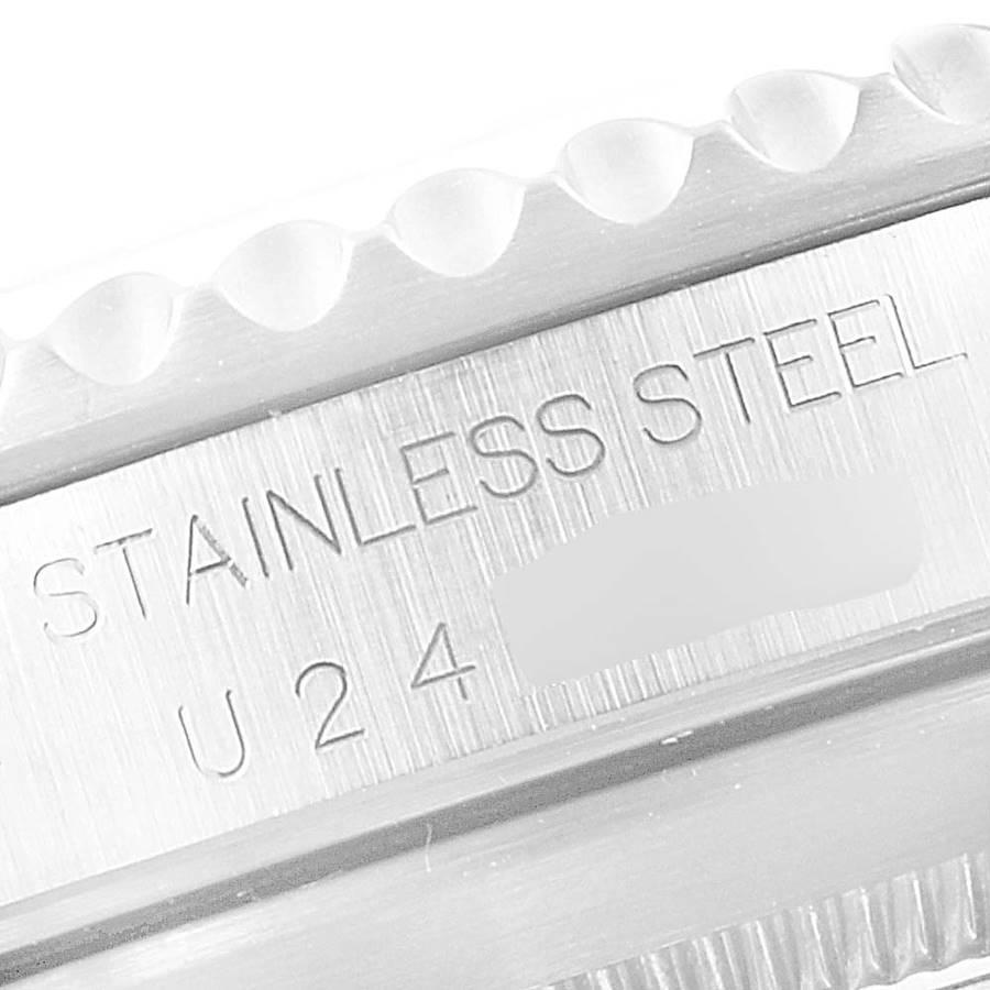 Rolex Submariner Non-Date 2 Liner Steel Mens Watch 14060 In Excellent Condition For Sale In Atlanta, GA