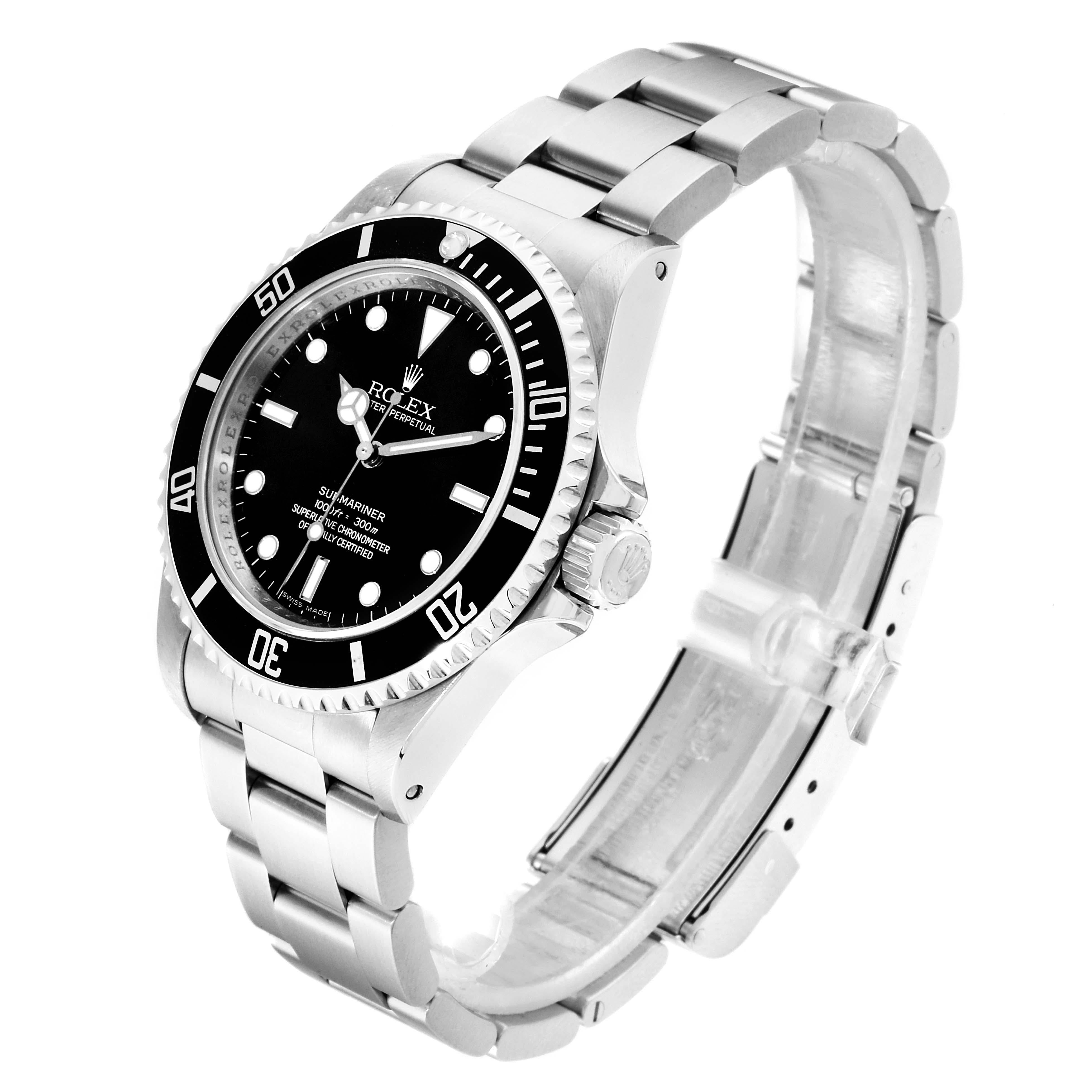 Rolex Submariner Non-Date 4 Liner Steel Men’s Watch 14060 In Excellent Condition In Atlanta, GA