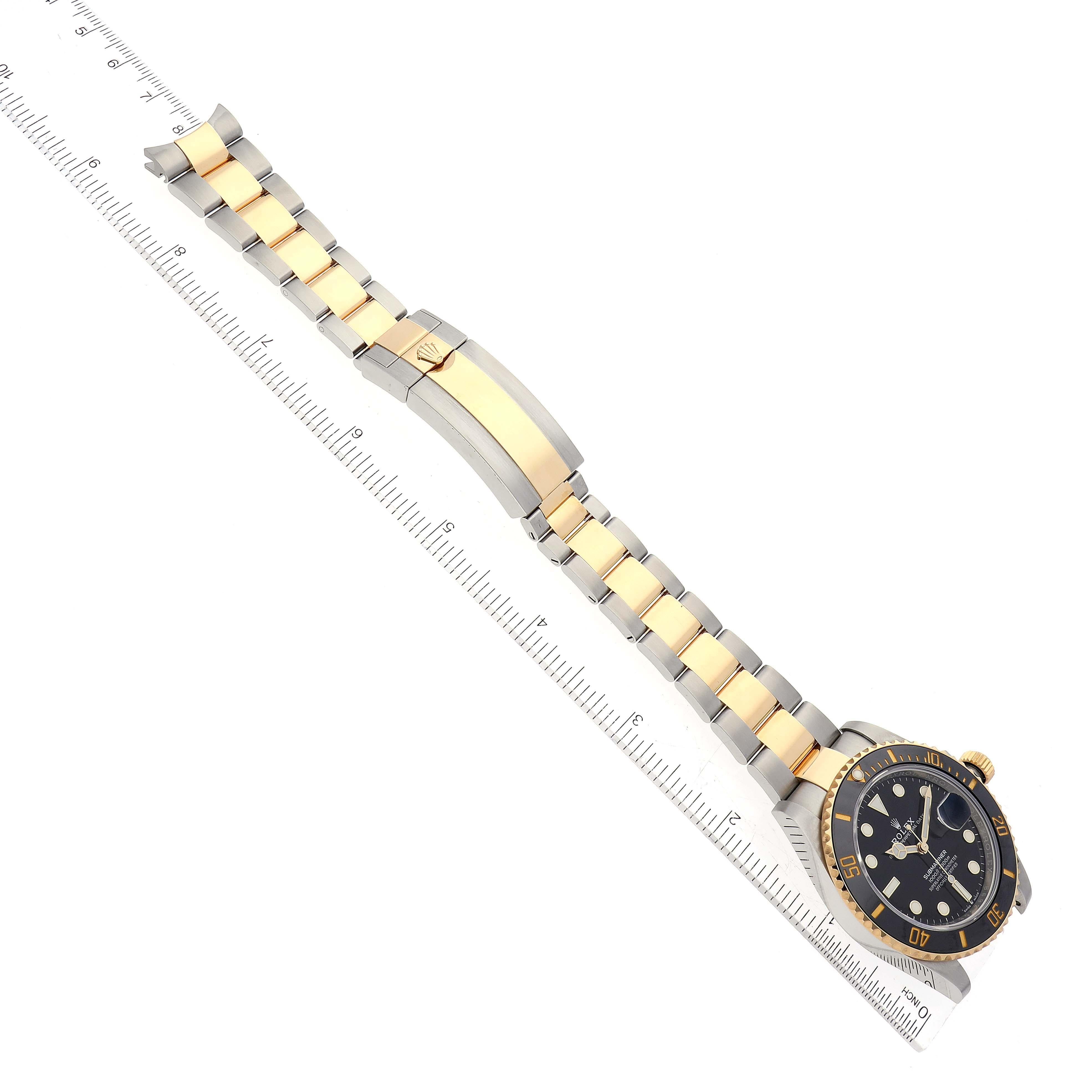 Rolex Montre Submariner 41 en acier et or jaune avec cadran noir, pour hommes 126613, avec carte de visite en vente 6