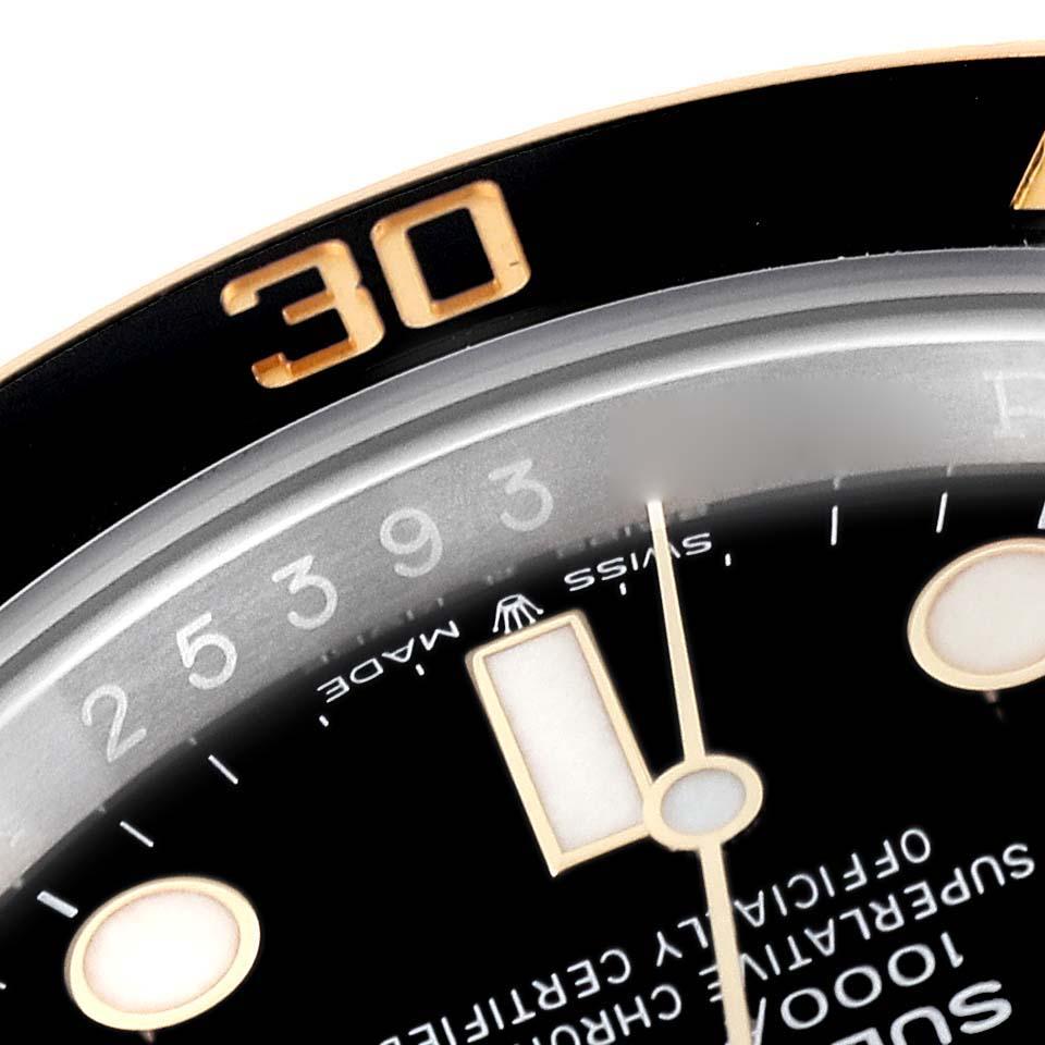 Montre Rolex Submariner 41 acier, or jaune, cadran noir, pour hommes, 126613, boîte avec carte. Mouvement automatique à remontage automatique, officiellement certifié chronomètre. Boîtier en acier inoxydable et or jaune 18k de 41 mm de diamètre.
