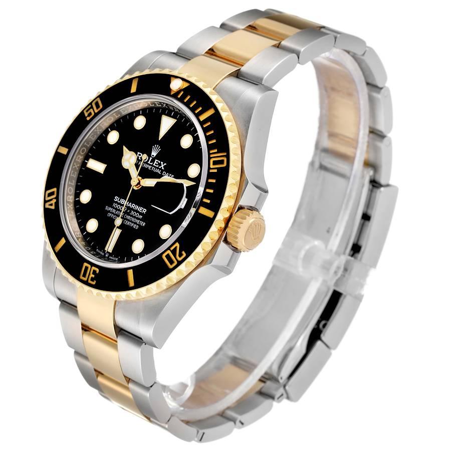 Rolex Submariner 41 Steel Yellow Gold Black Dial Mens Watch 126613 Box Card In Excellent Condition For Sale In Atlanta, GA