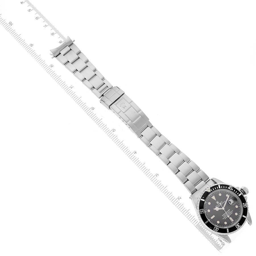 Rolex Submariner Stahl-Herrenuhr 16610 mit schwarzem Zifferblatt 7