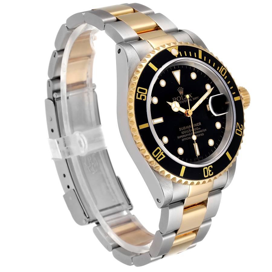 Rolex Submariner Black Dial Steel Yellow Gold Watch 16613 Box Service Card In Excellent Condition For Sale In Atlanta, GA