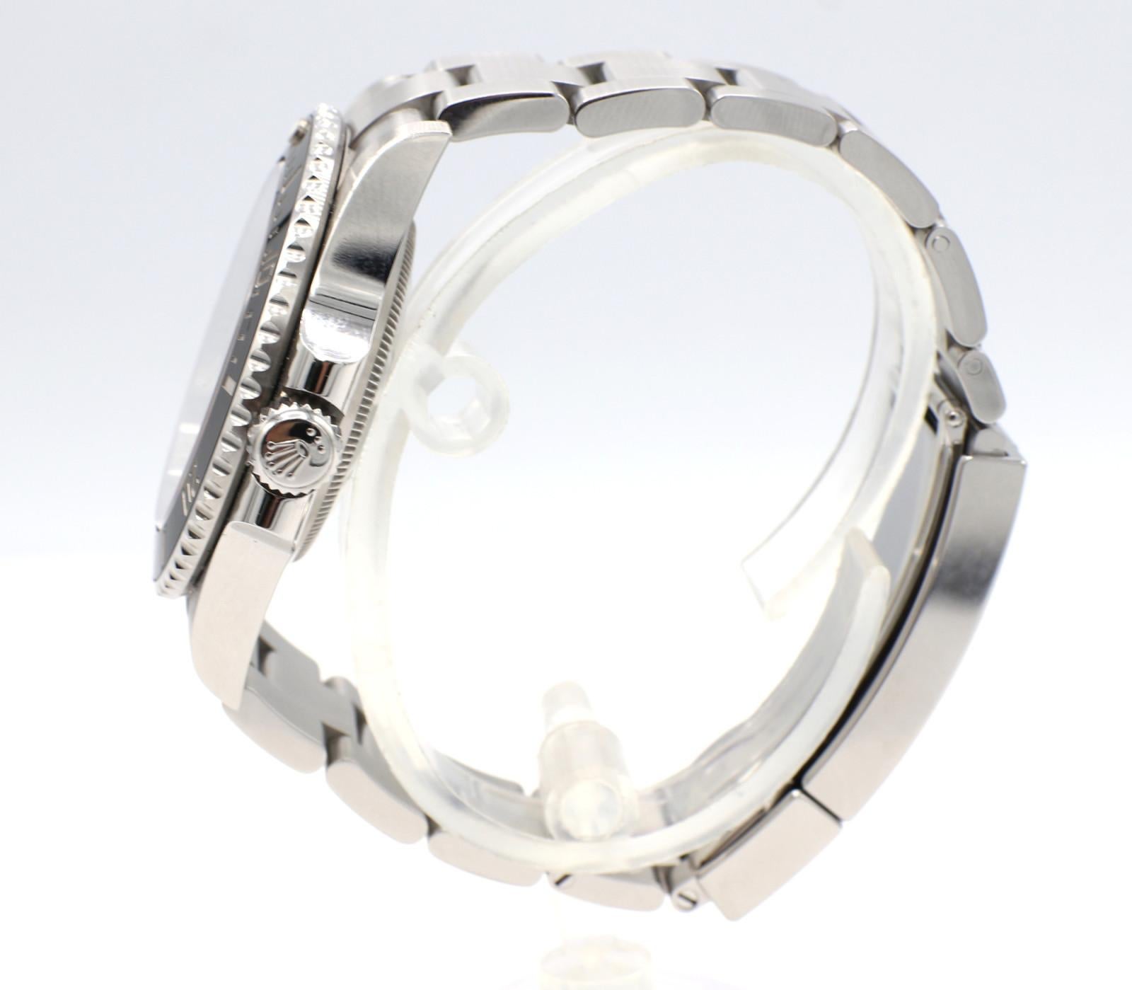 Rolex Submariner Schwarze Edelstahl 124060 Zeitgenössische Uhr für Damen oder Herren im Angebot
