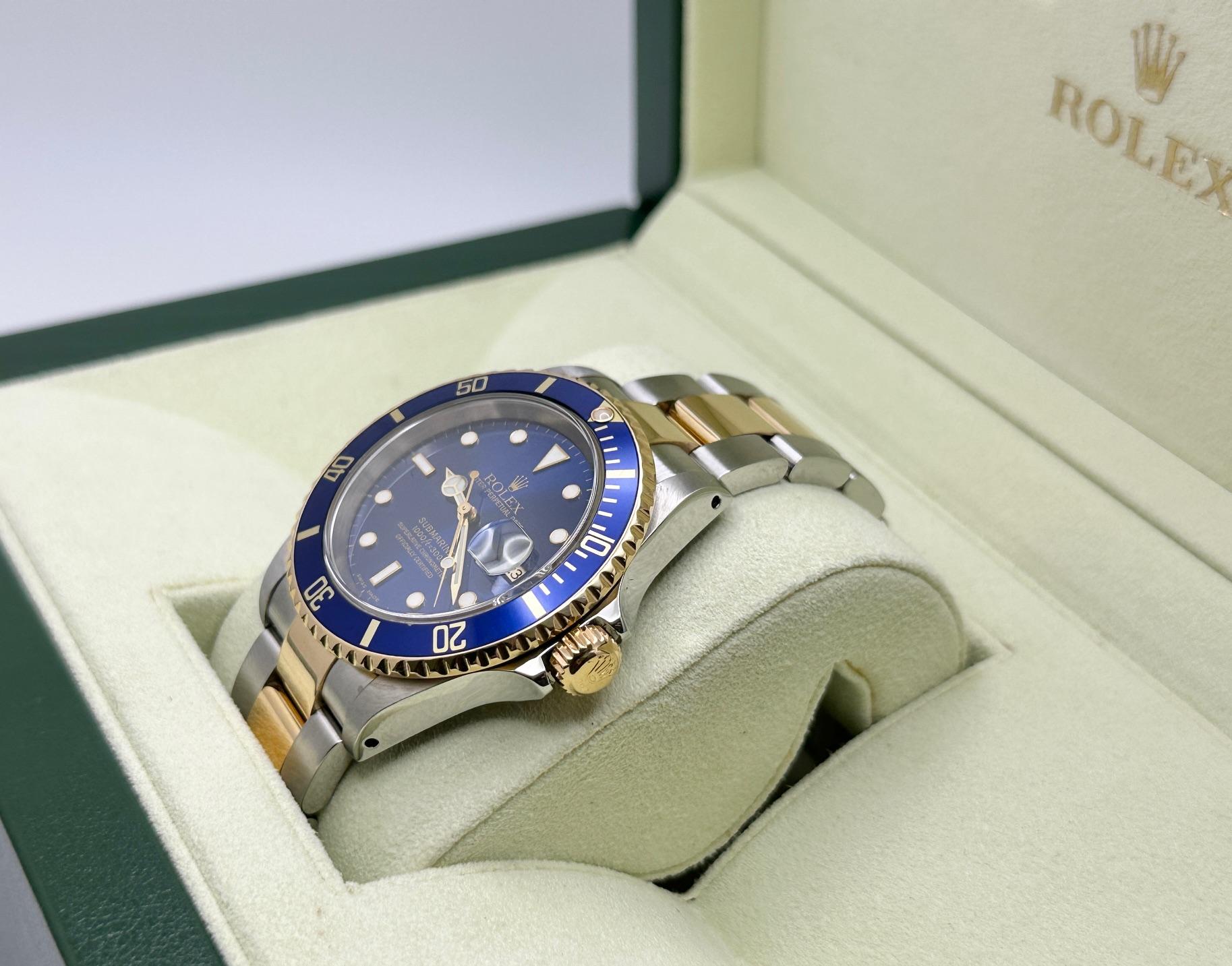 Rolex Submariner Blue 16613 40mm 18K Yellow Gold Steel Box Papers 2001 Pour hommes en vente