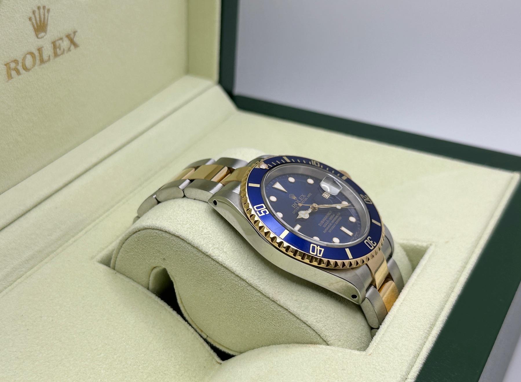 Rolex Submariner Blue 16613 40mm 18K Yellow Gold Steel Box Papers 2001 en vente 1