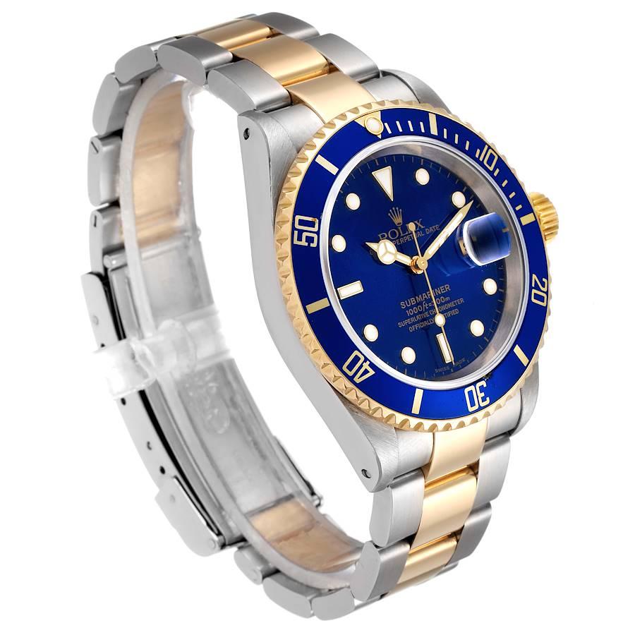 Rolex Submariner Blue Dial Steel Yellow Gold Mens Watch 16613 In Good Condition For Sale In Atlanta, GA