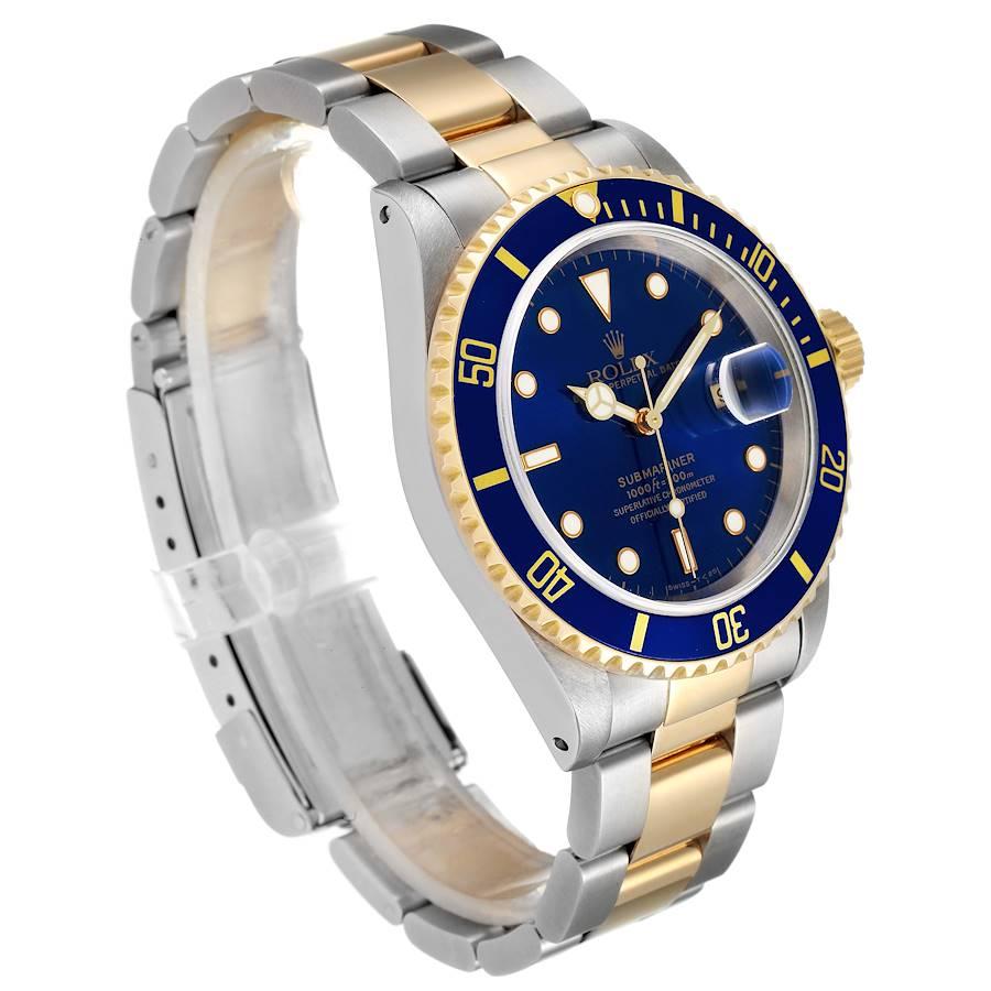 Rolex Submariner Blue Dial Steel Yellow Gold Mens Watch 16613 In Excellent Condition For Sale In Atlanta, GA