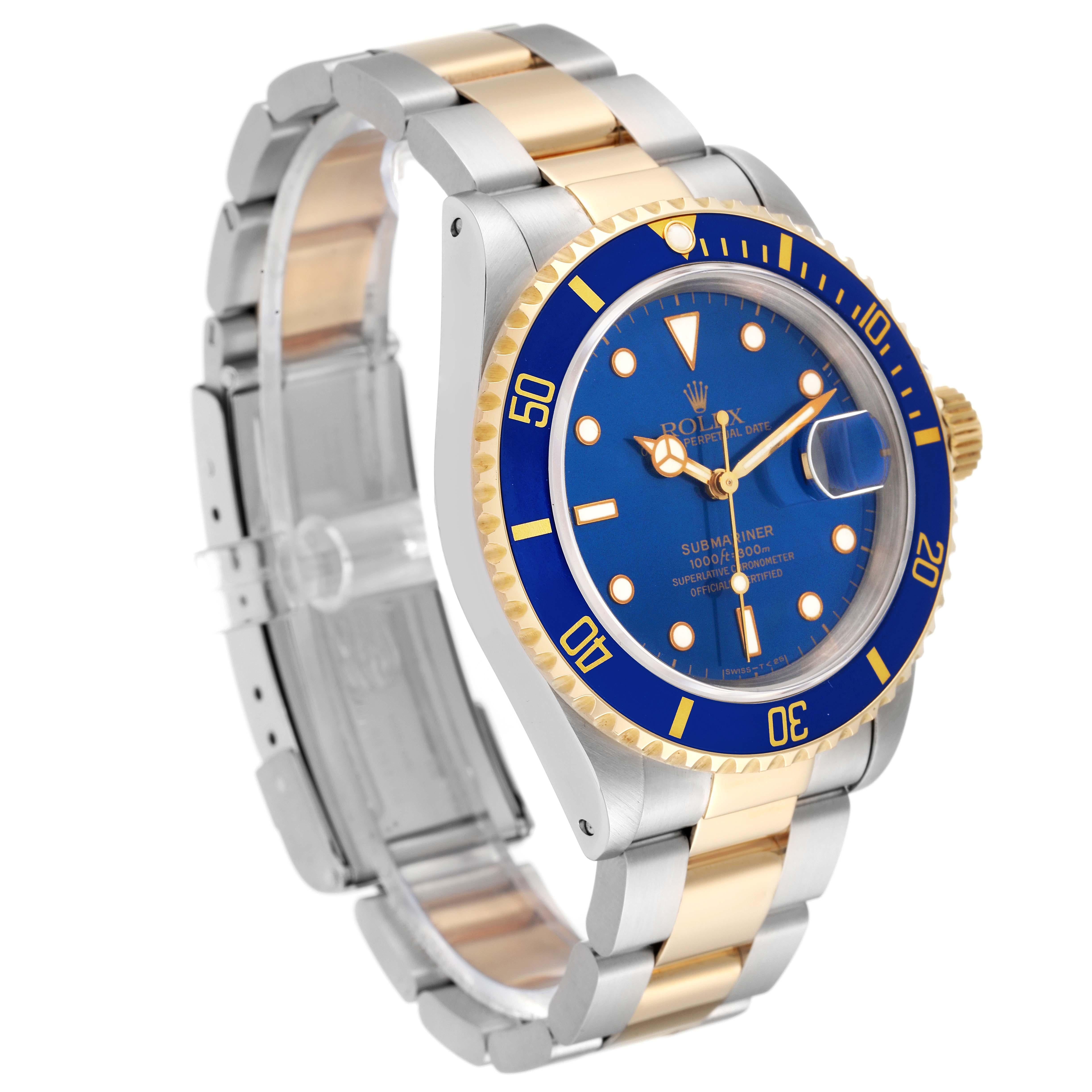 Rolex Submariner Blue Dial Steel Yellow Gold Mens Watch 16613 In Good Condition In Atlanta, GA