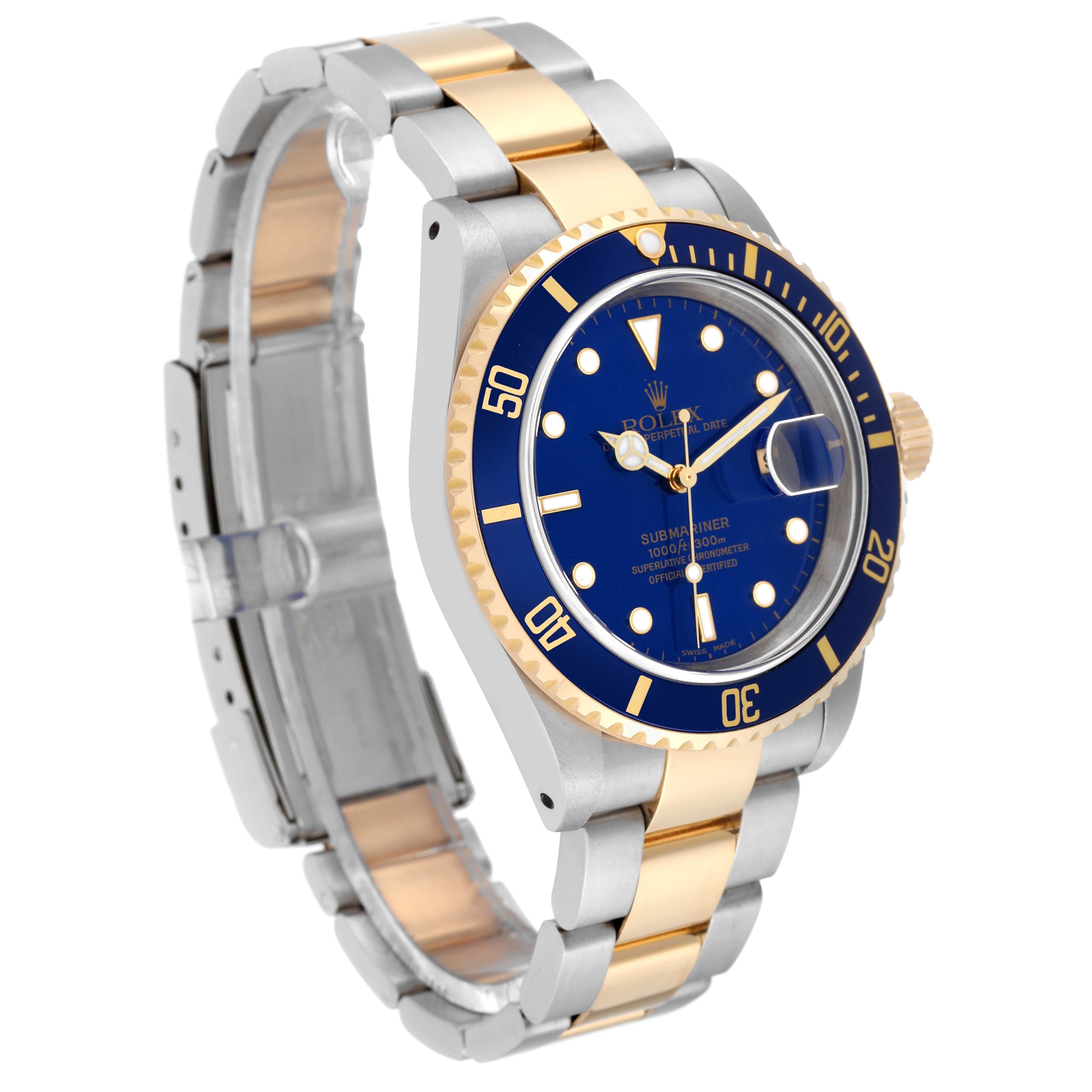 Rolex Montre Submariner bleue à cadran en acier et or jaune pour hommes 16613 en vente 2
