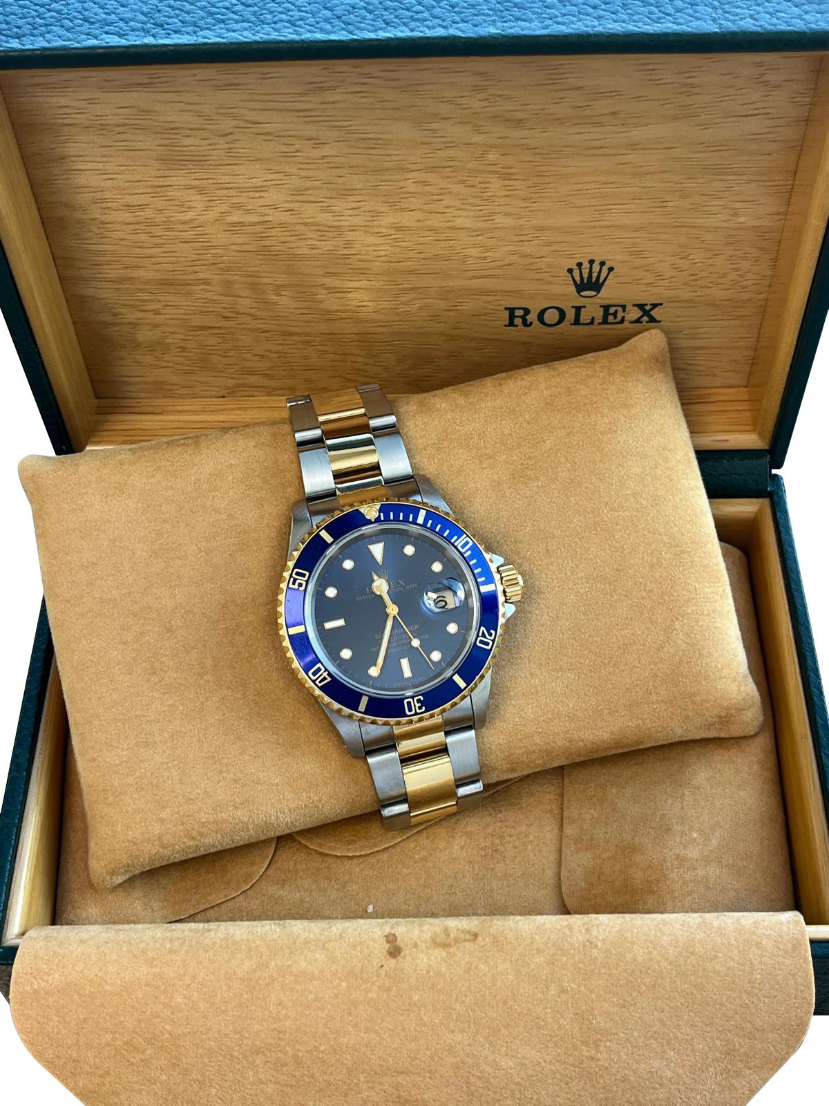 Rolex Submariner Blue Dial Two Tone Steel Yellow Gold Oyster Mens Watch 16613T Unisexe en vente