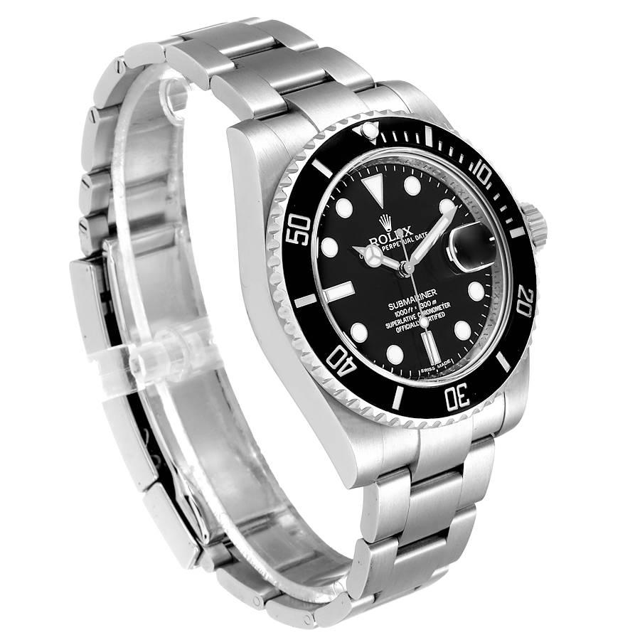 Rolex Submariner Ceramic Bezel Steel Men's Watch 116610 Box Card In Excellent Condition For Sale In Atlanta, GA