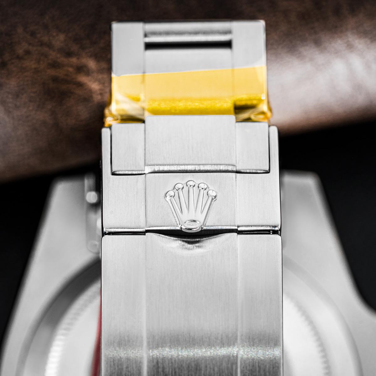 Rolex Submariner Date 116610LN In Excellent Condition For Sale In London, GB