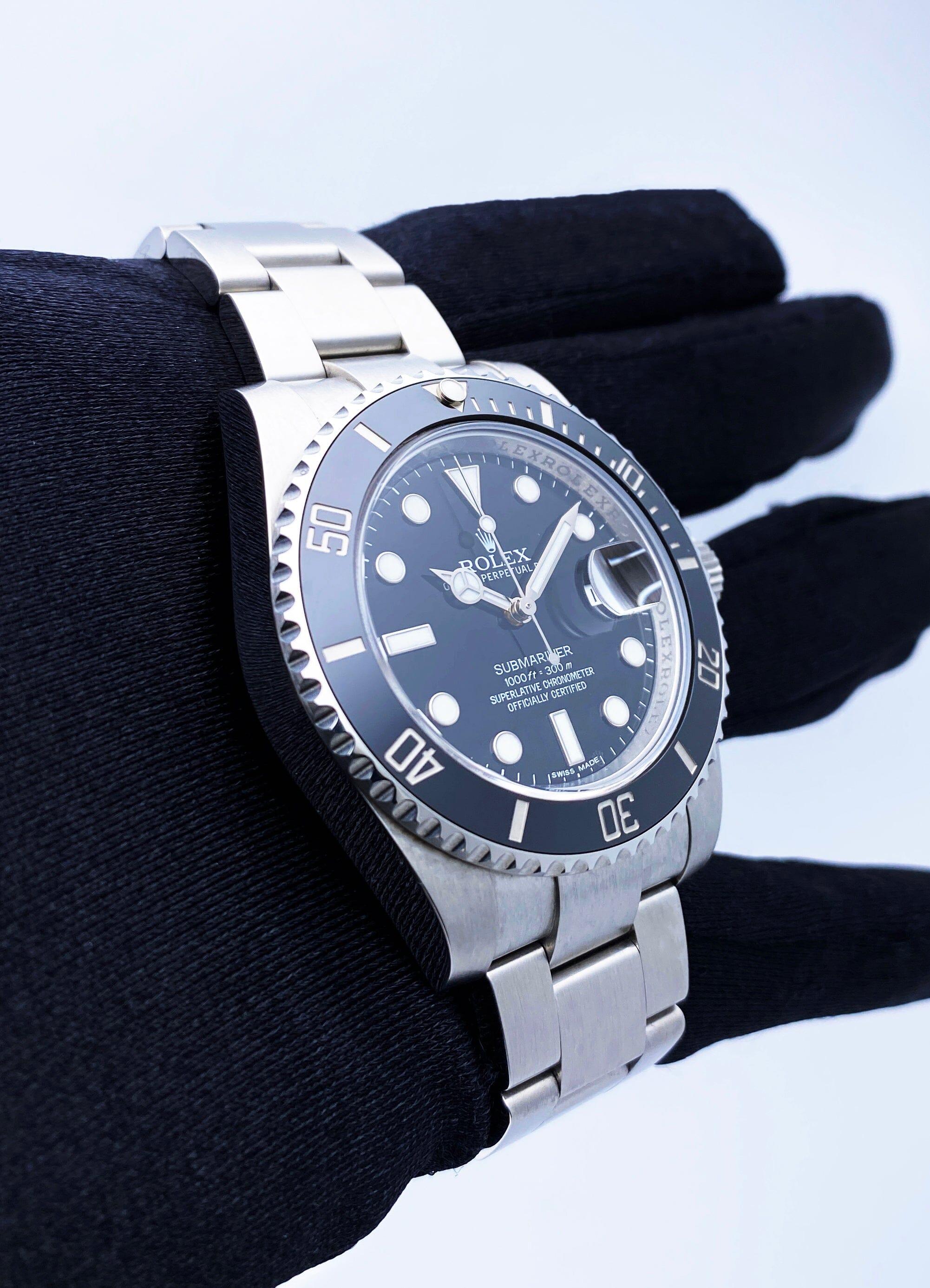 Rolex Submariner Date 116610LN Herrenuhr Box Papiere im Zustand „Hervorragend“ im Angebot in Great Neck, NY