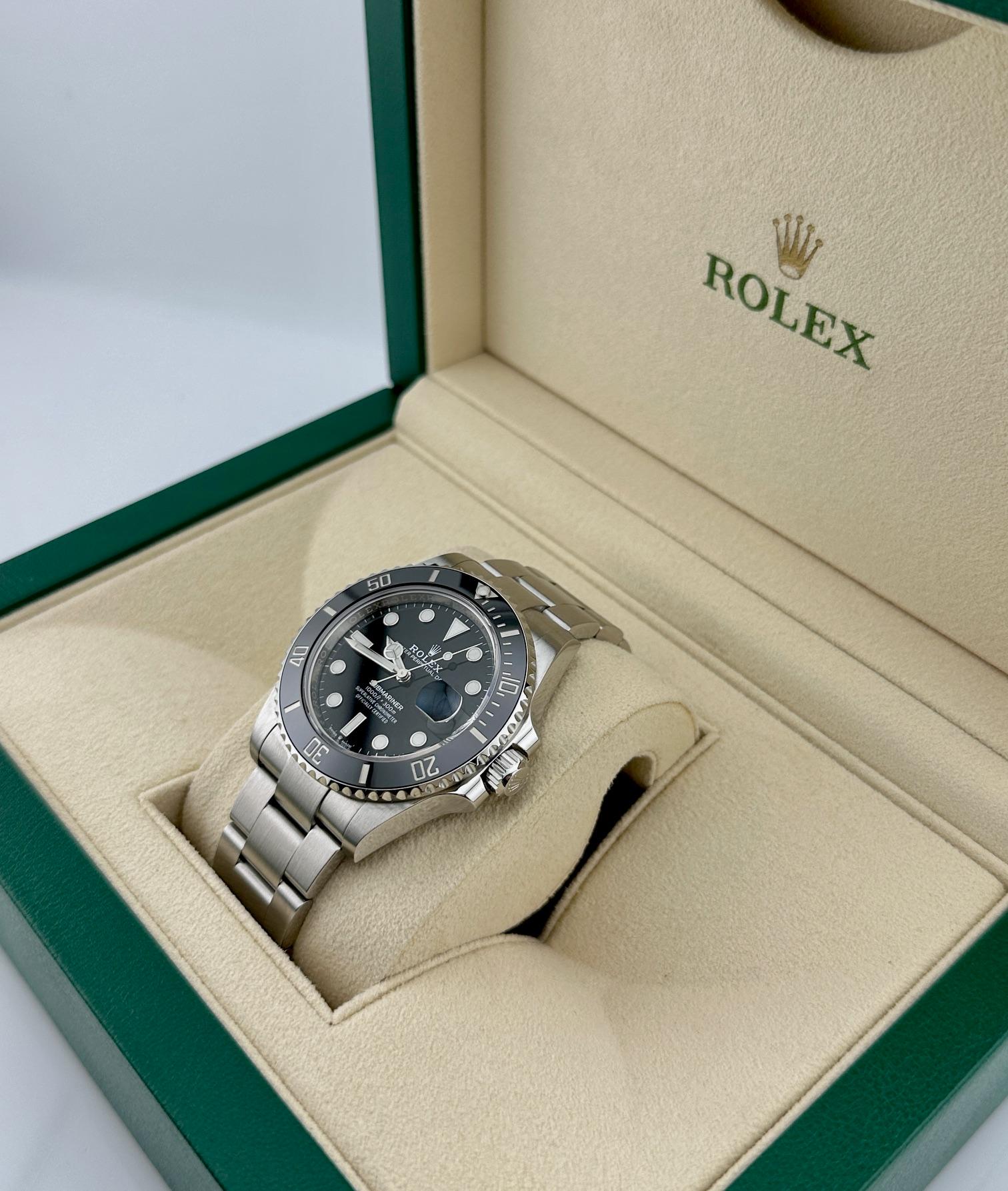 Rolex Submariner Date 126610LN 41mm Schwarz Keramik Edelstahl Box Papier im Zustand „Hervorragend“ im Angebot in San Diego, CA
