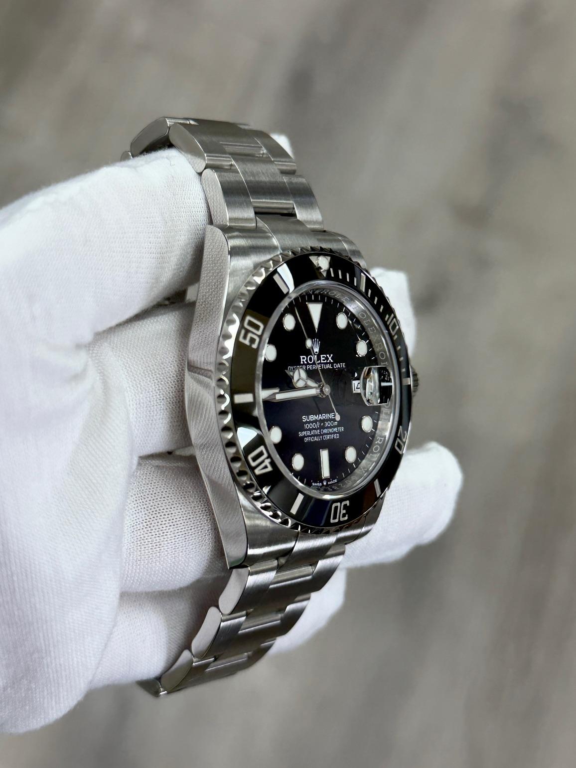 Rolex Submariner Date 126610LN 41mm Schwarz Keramik Edelstahl Box Papier Herren im Angebot
