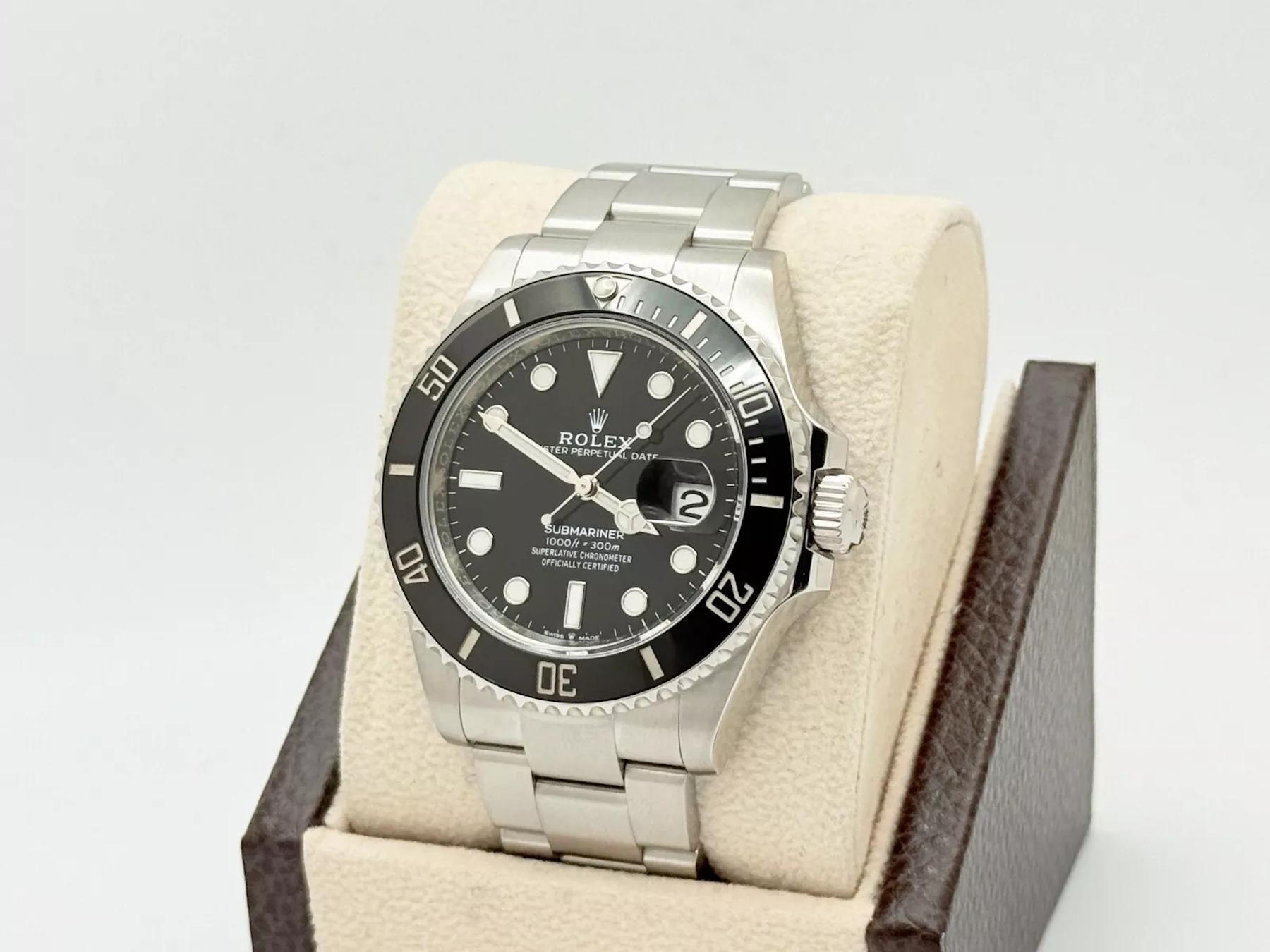 Rolex Submariner Date 126610LN Black Dial Stainless Steel Box Paper en vente 1