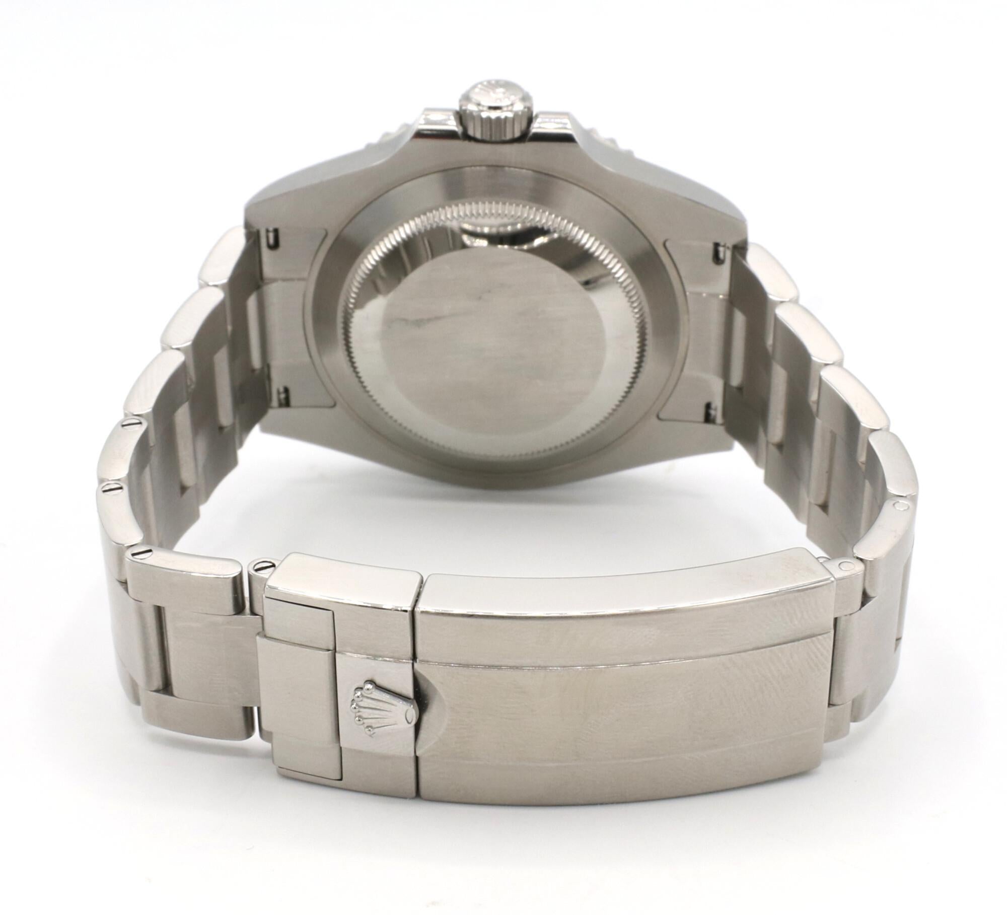 Rolex Submariner Date 126610LN Boîte à montres en acier inoxydable  Papiers en vente 1