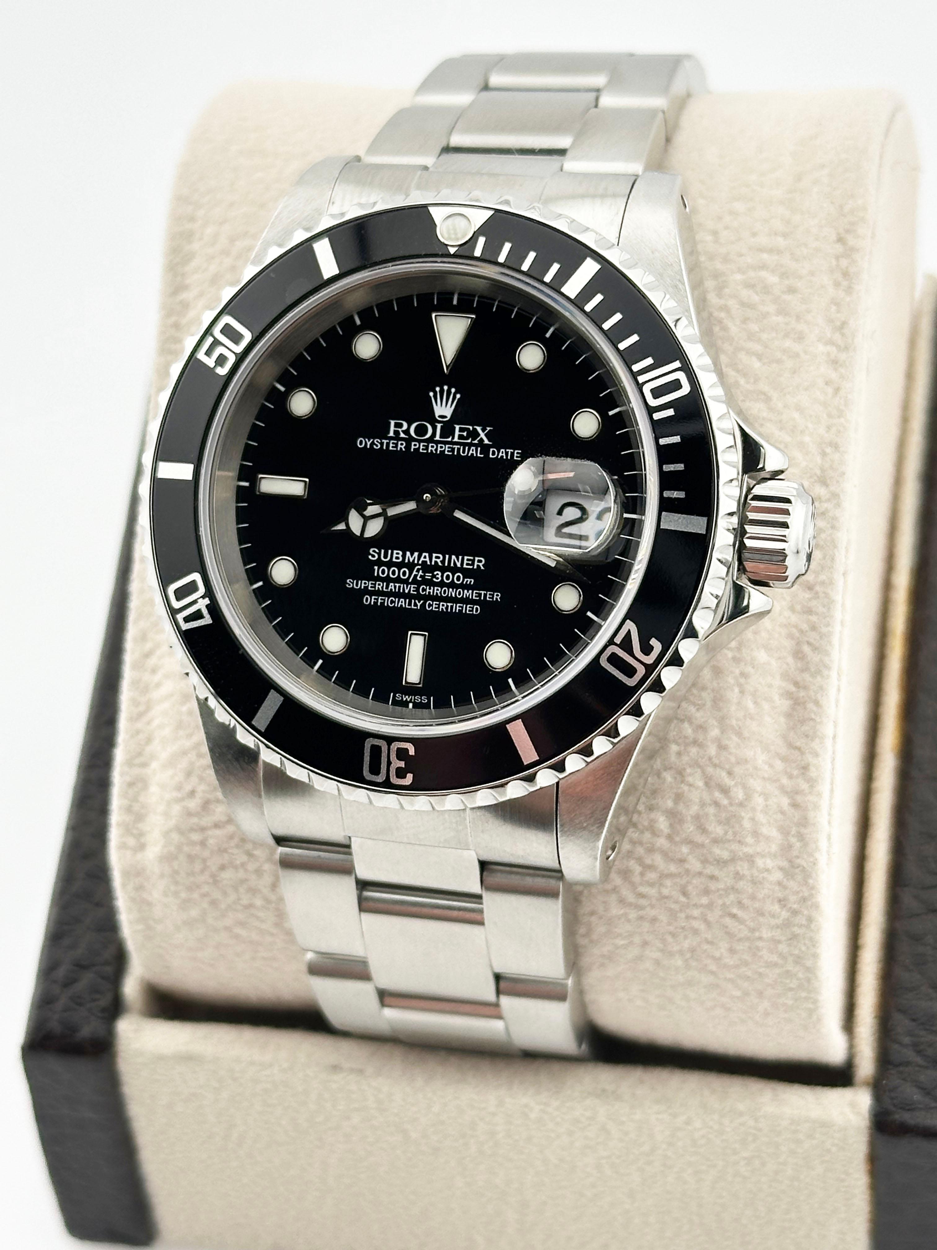Rolex Submariner Date 16610 40mm Black Dial Stainless Steel In Excellent Condition In San Diego, CA