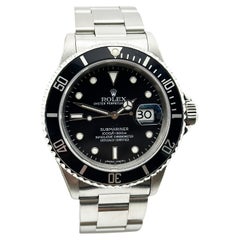 Rolex Submariner Date 16610 40mm Schwarzes Zifferblatt Edelstahl