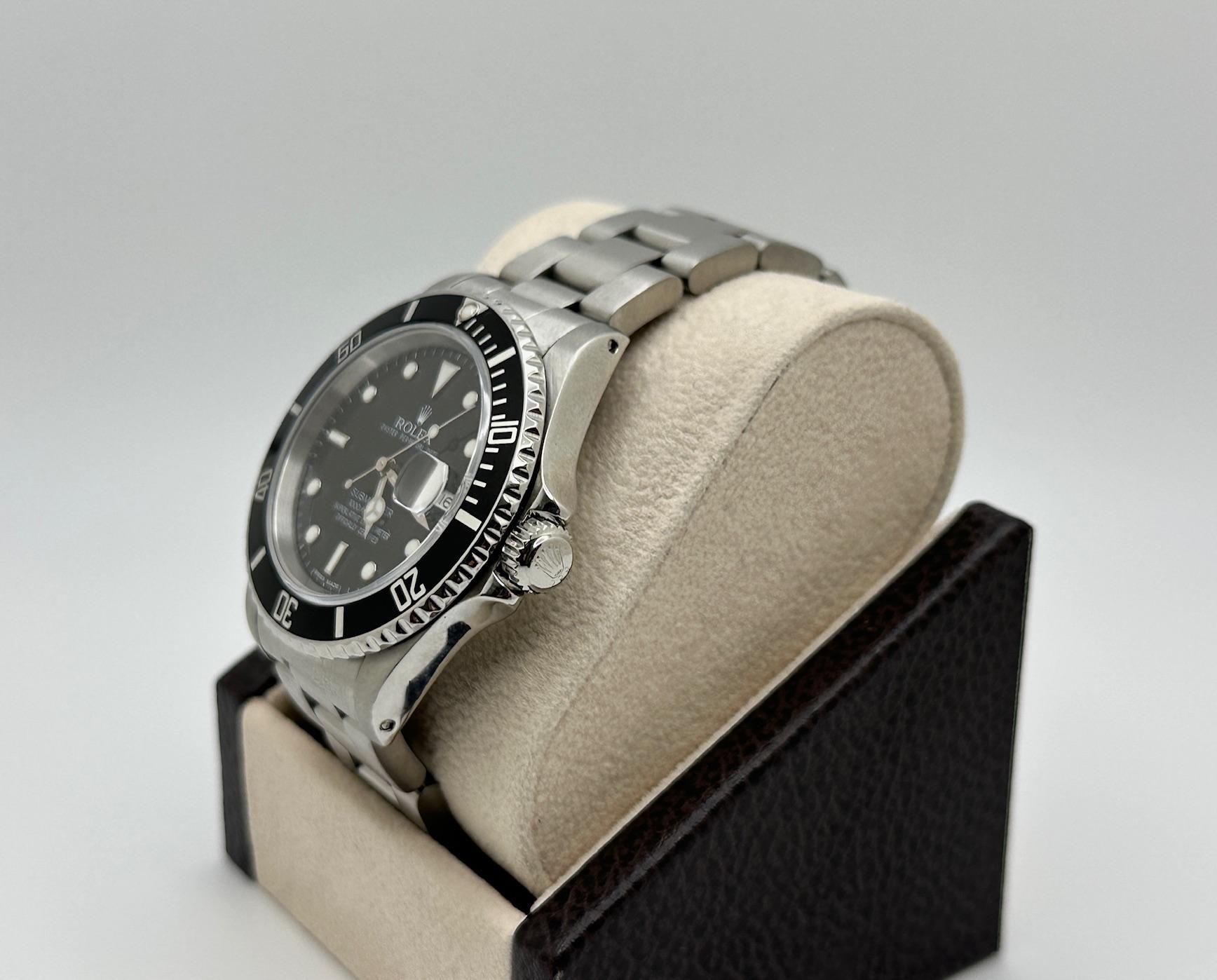 Rolex Submariner Date 16610 40mm Schwarz Edelstahl im Zustand „Gut“ im Angebot in San Diego, CA