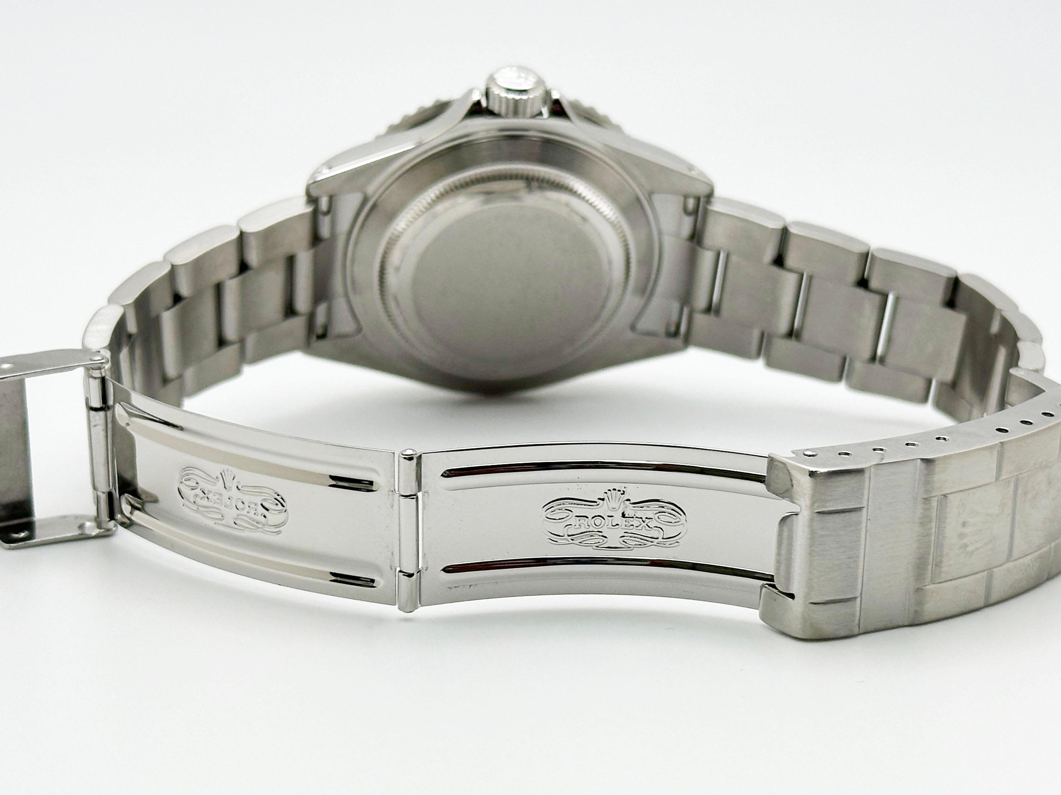 Rolex Submariner Date 16610 Black Dial Stainless Steel 40mm 2001 For Sale 4
