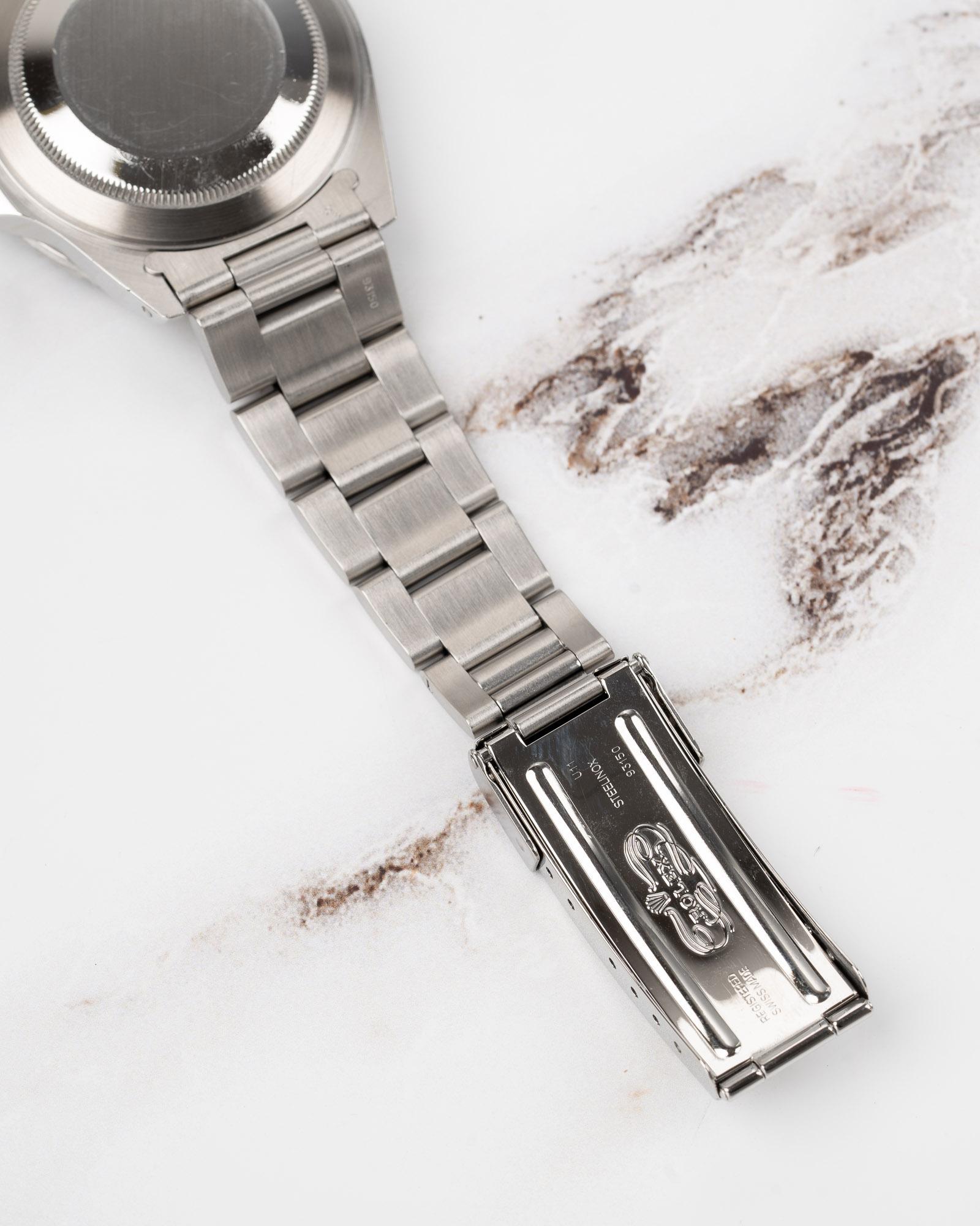 Rolex Submariner Date 16610 Nero Solo Quadrante Svizzero U9 Serie 1998 in vendita 3