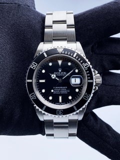 Rolex Submariner Date 16610 Engraved Rehaut Mens Watch Box Papers