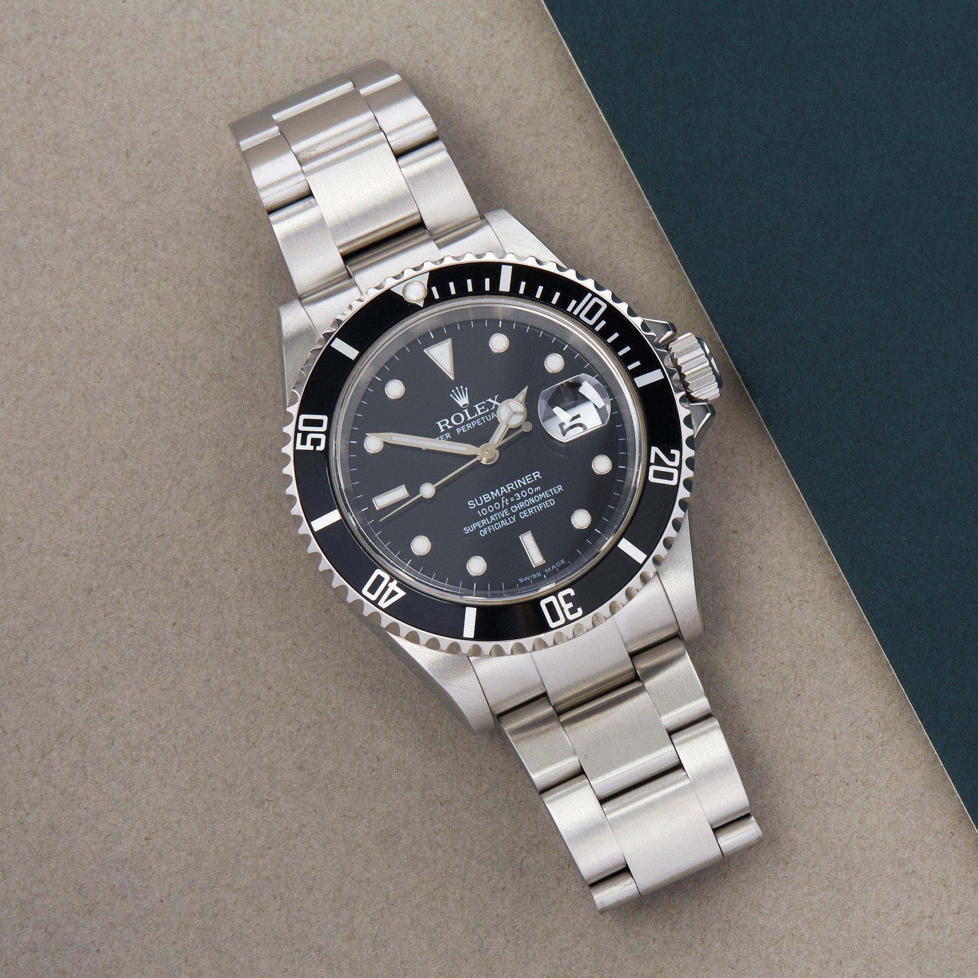 Xupes Reference: W007665
Manufacturer: Rolex
Model: Submariner
Model Variant: Date
Model Number: 16610
Age: 23-07-2005
Gender: Men
Complete With: Rolex Box, Manuals, Guarantee, Calendar Card, Card Holder & Swing Tag
Dial: Black Baton
Glass: Sapphire