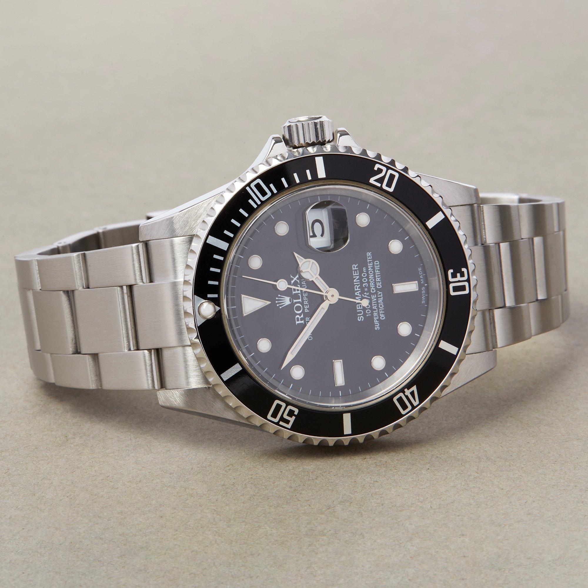 Rolex Submariner Date 16610 Men's Stainless Steel Watch In Excellent Condition In Bishops Stortford, Hertfordshire