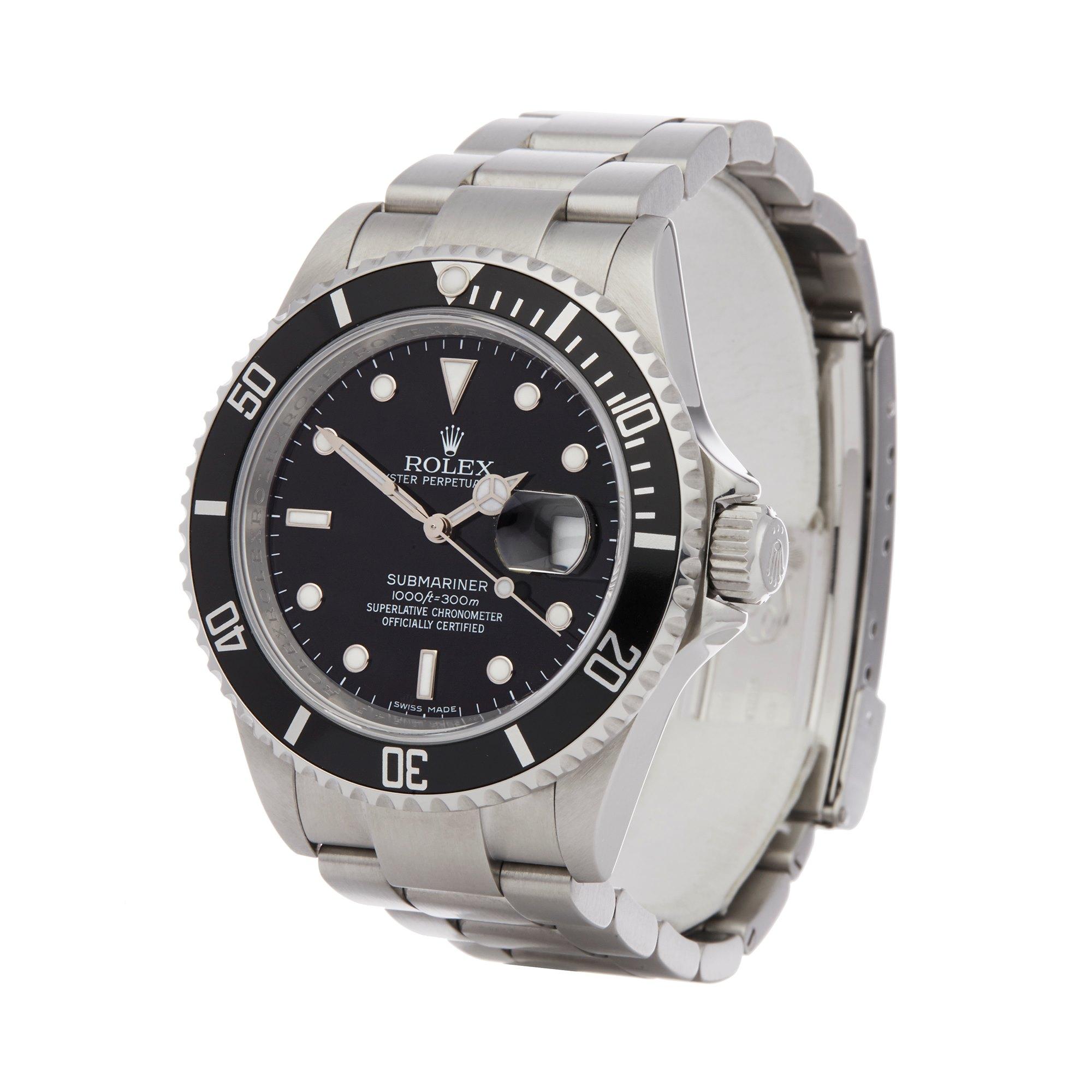 Xupes Reference: W007656
Manufacturer: Rolex
Model: Submariner
Model Variant: Date
Model Number: 16610 
Age: 21-10-2008
Gender: Men
Complete With: Rolex Guarantee
Dial: Black Other
Glass: Sapphire Crystal
Case Size: 40mm
Case Material: Stainless