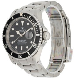 Rolex Submariner Date 16610 Men's Watch Box & Papers
