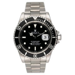 Rolex Submariner Date 16610 Mens Watch Box Papers