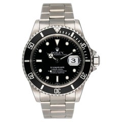 Montre Rolex Submariner Date 16610 Mens Box Papers