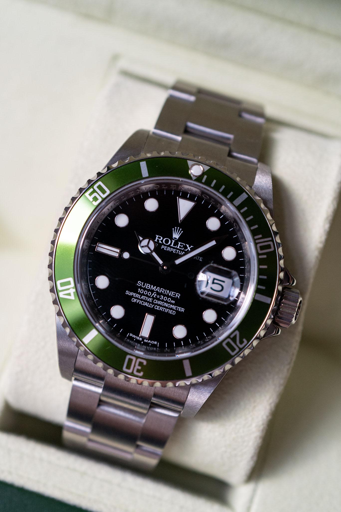 Rolex Submariner Date 16610LV Kermit NOS Stickered M Serial 2008 im Zustand „Hervorragend“ im Angebot in SYDNEY, AU