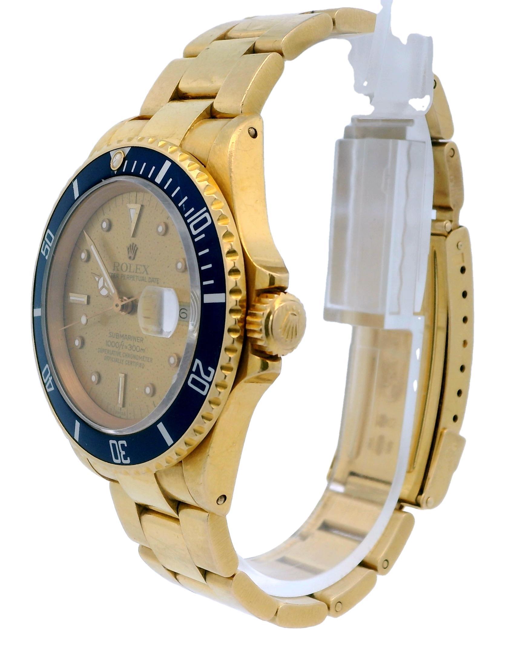 Rolex Submariner Date 16808 Tropical Nipple Dial Men's Watch In Excellent Condition In Great Neck Plaza, NY