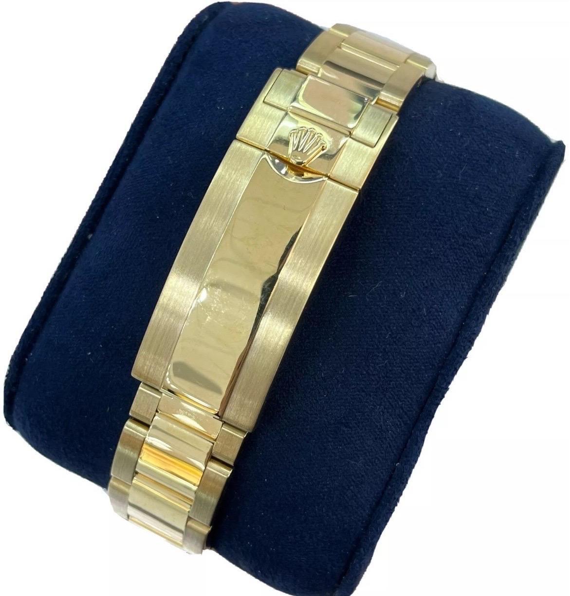 Rolex Submariner Date 18K Yellow Gold 40mm Blue Ceramic Oyster Watch 116618 For Sale 4