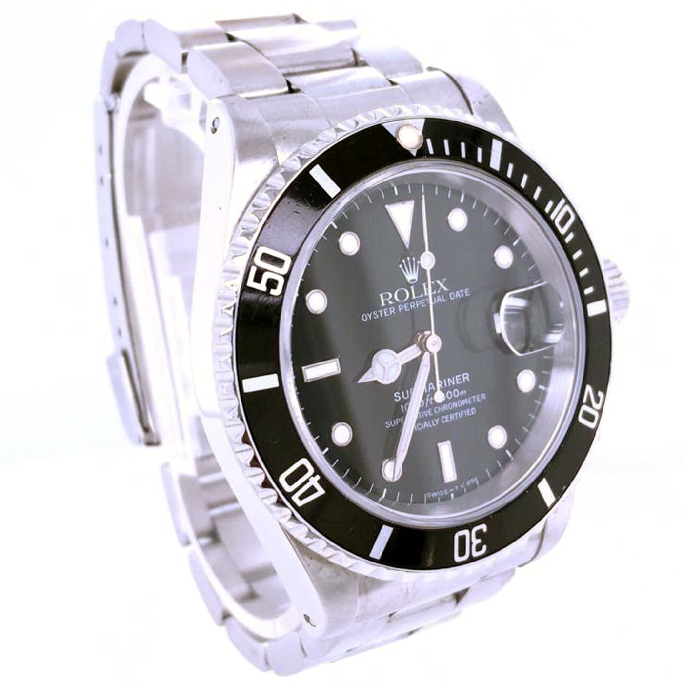 Rolex Submariner Date 40mm Black Dial Stainless Steel Oyster Watch 16610 In Excellent Condition For Sale In Aventura, FL