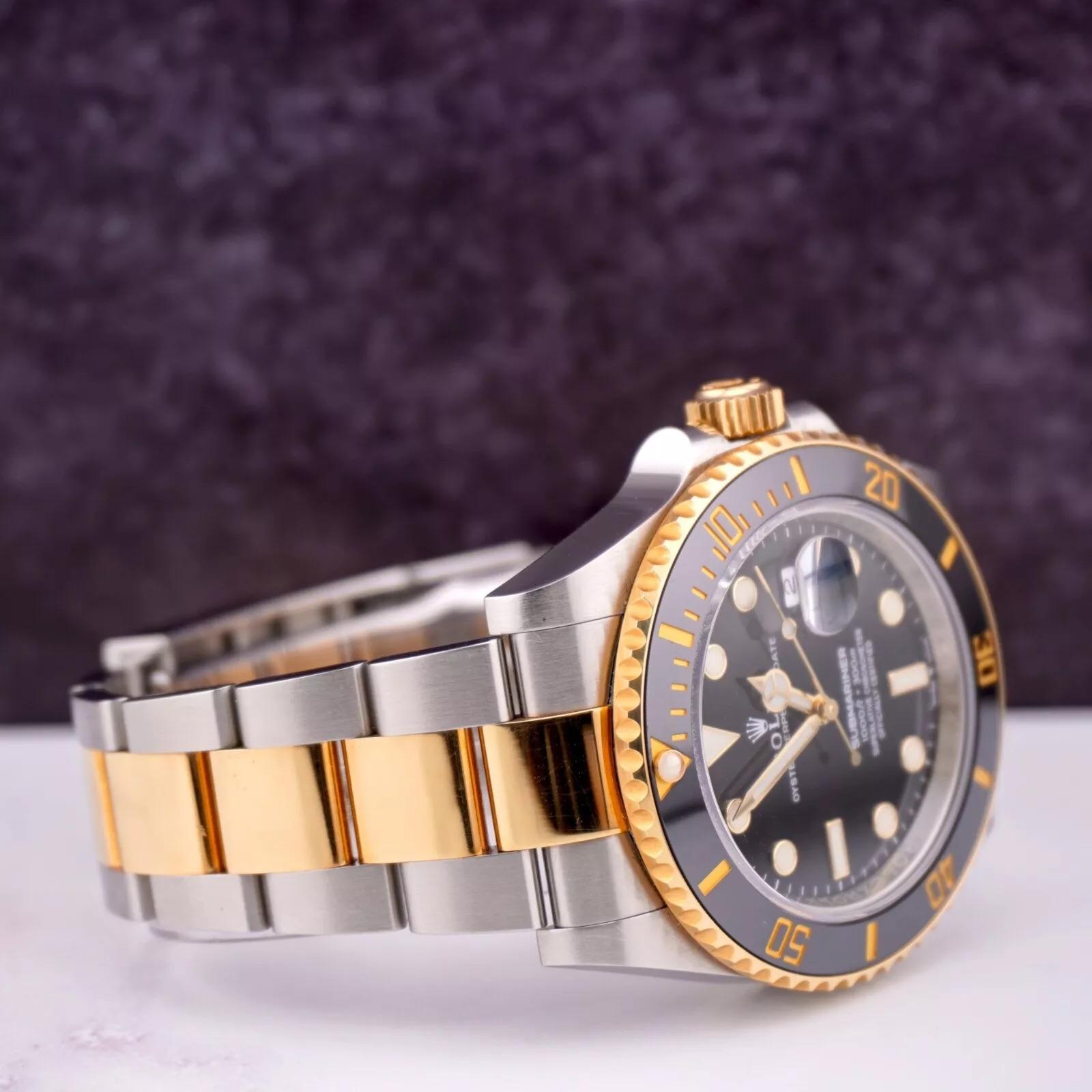 Women's or Men's Rolex Submariner Date 40mm 18k Yellow Gold & Steel Black Oyster Watch 126613LN For Sale