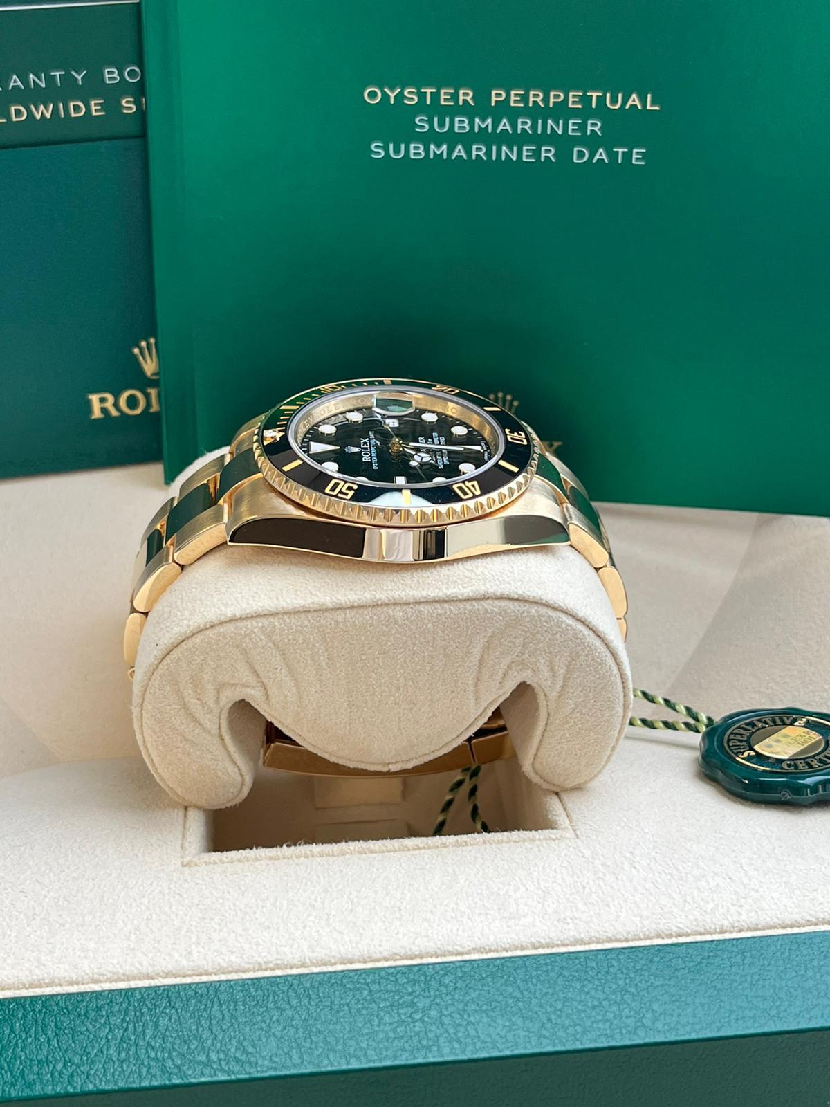 Montre homme Rolex Submariner Date Automatic Yellow Gold Black Dial 116618LN en vente 7