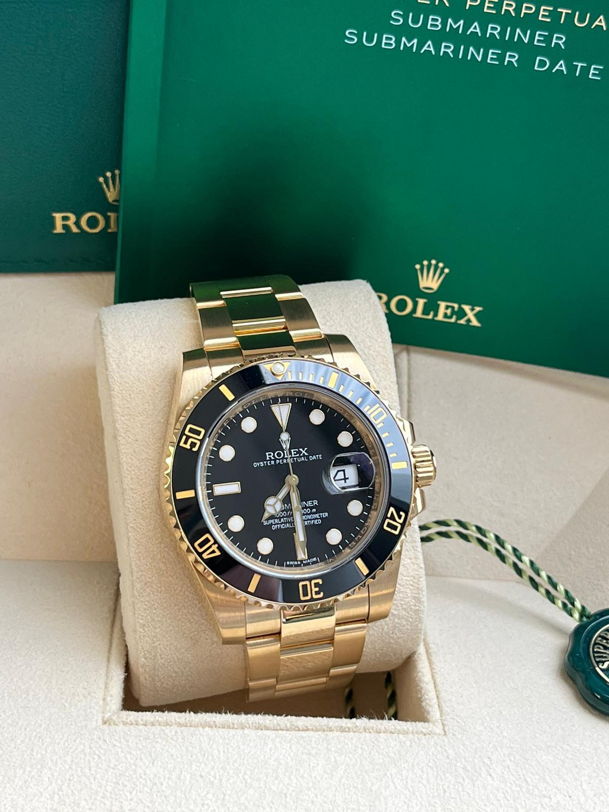 Women's or Men's Rolex Submariner Date Automatic Yellow Gold Black Dial Men's Watch 116618LN For Sale